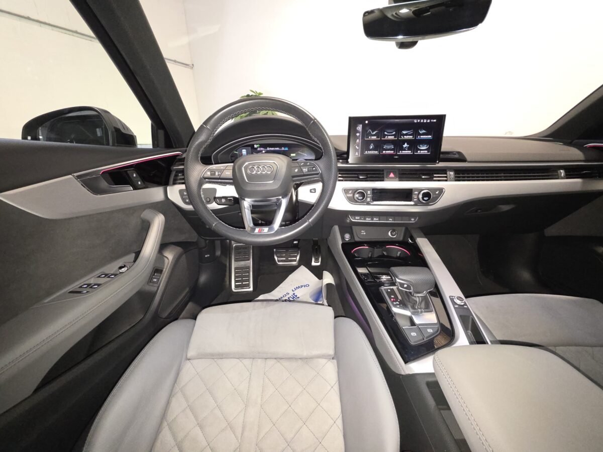 AUDI A4 A4 Avant S line 35 TDI MHEV S tronic