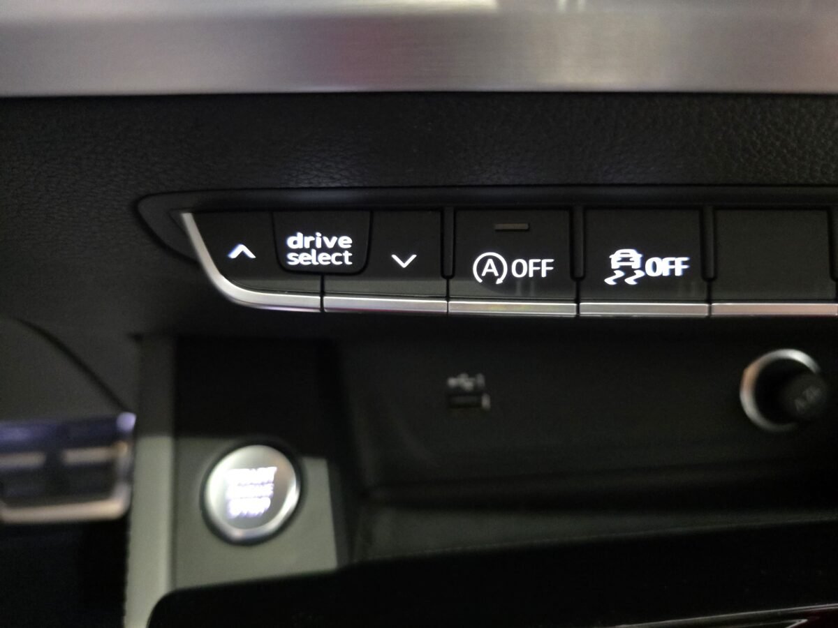 AUDI A4 A4 Avant S line 35 TDI MHEV S tronic