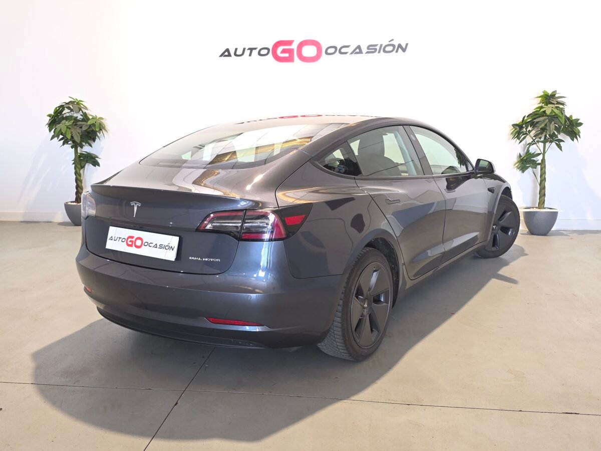 TESLA MODEL 3 LONG RANGE DUAL MOTOR