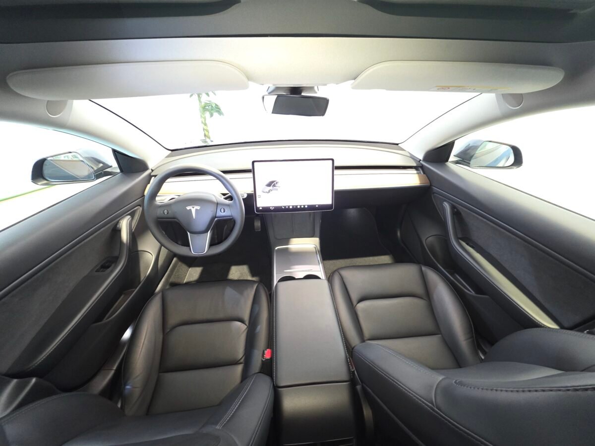 TESLA MODEL 3 LONG RANGE DUAL MOTOR