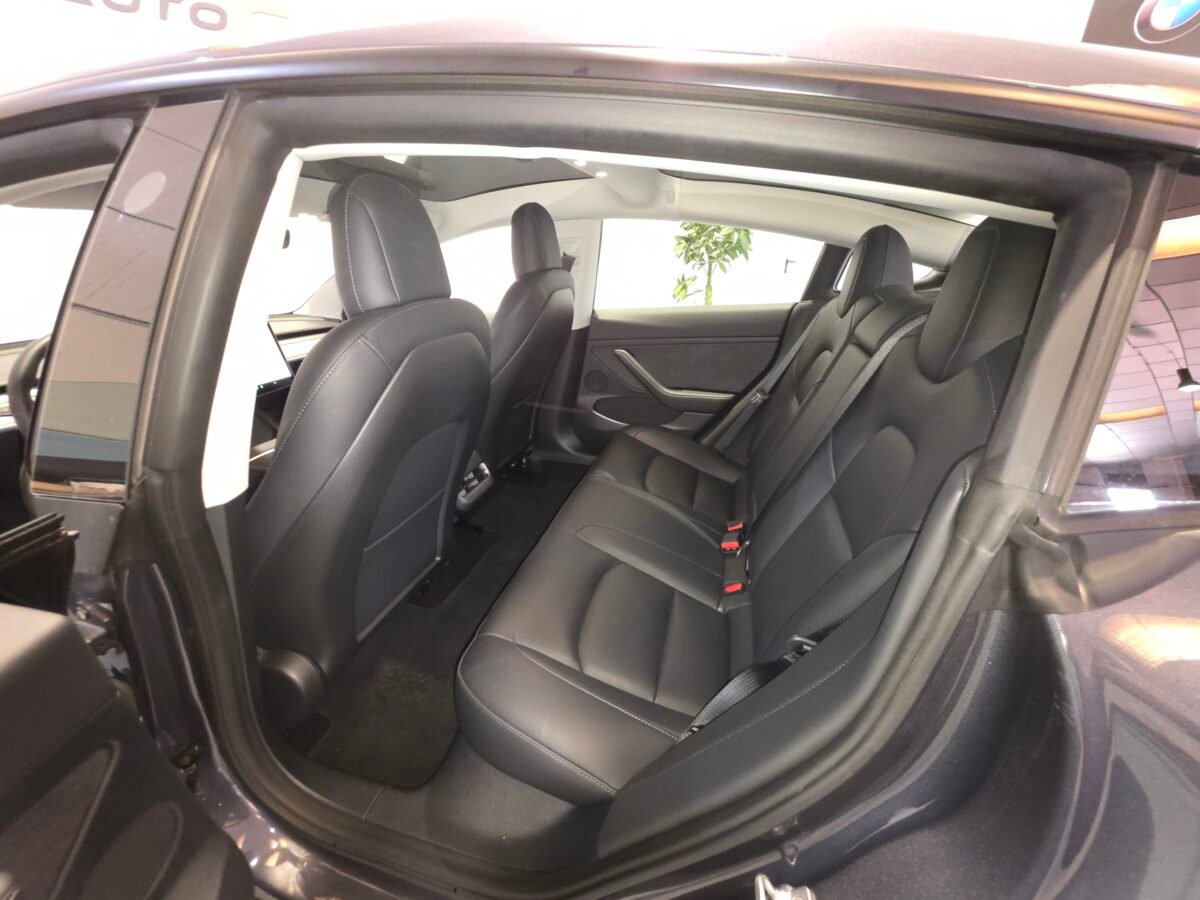 TESLA MODEL 3 Gran Autonomia 4WD