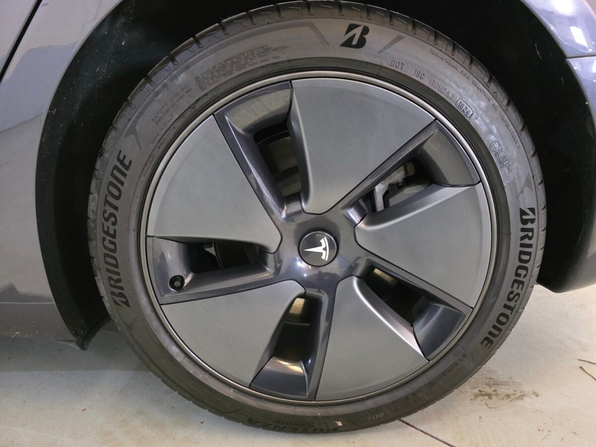 TESLA MODEL 3 Gran Autonomia 4WD