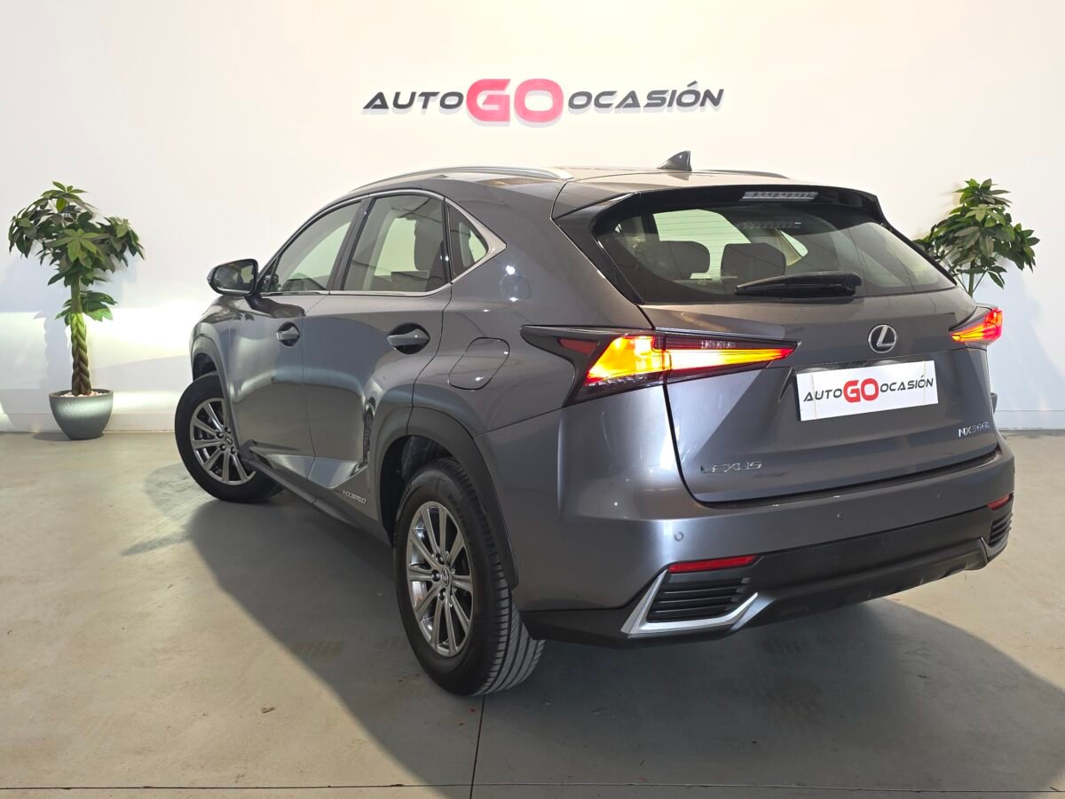 LEXUS NX 300h