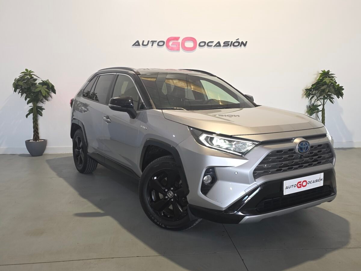 TOYOTA RAV4 https://www.youtube.com/watch?v=pa2ninKCeTU