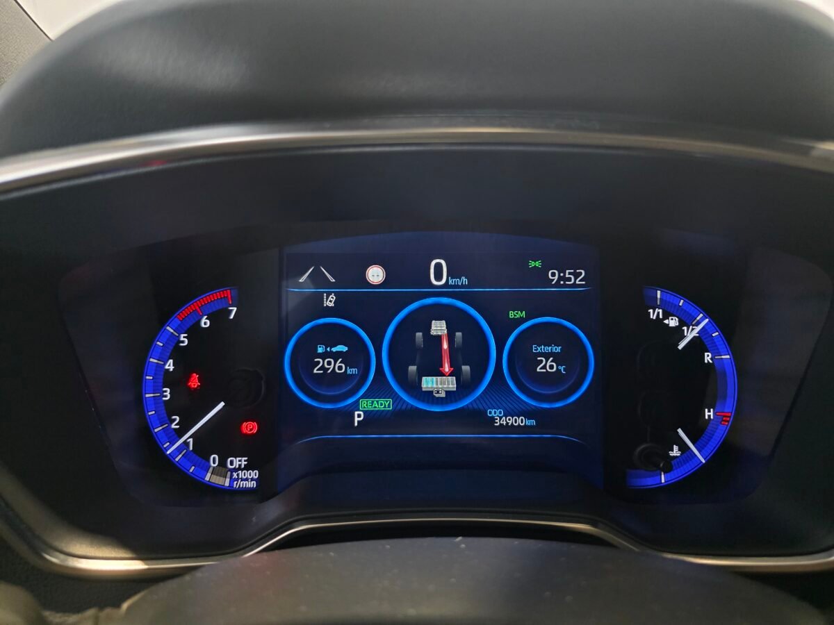 TOYOTA Corolla 1.8 125H STYLE ECVT