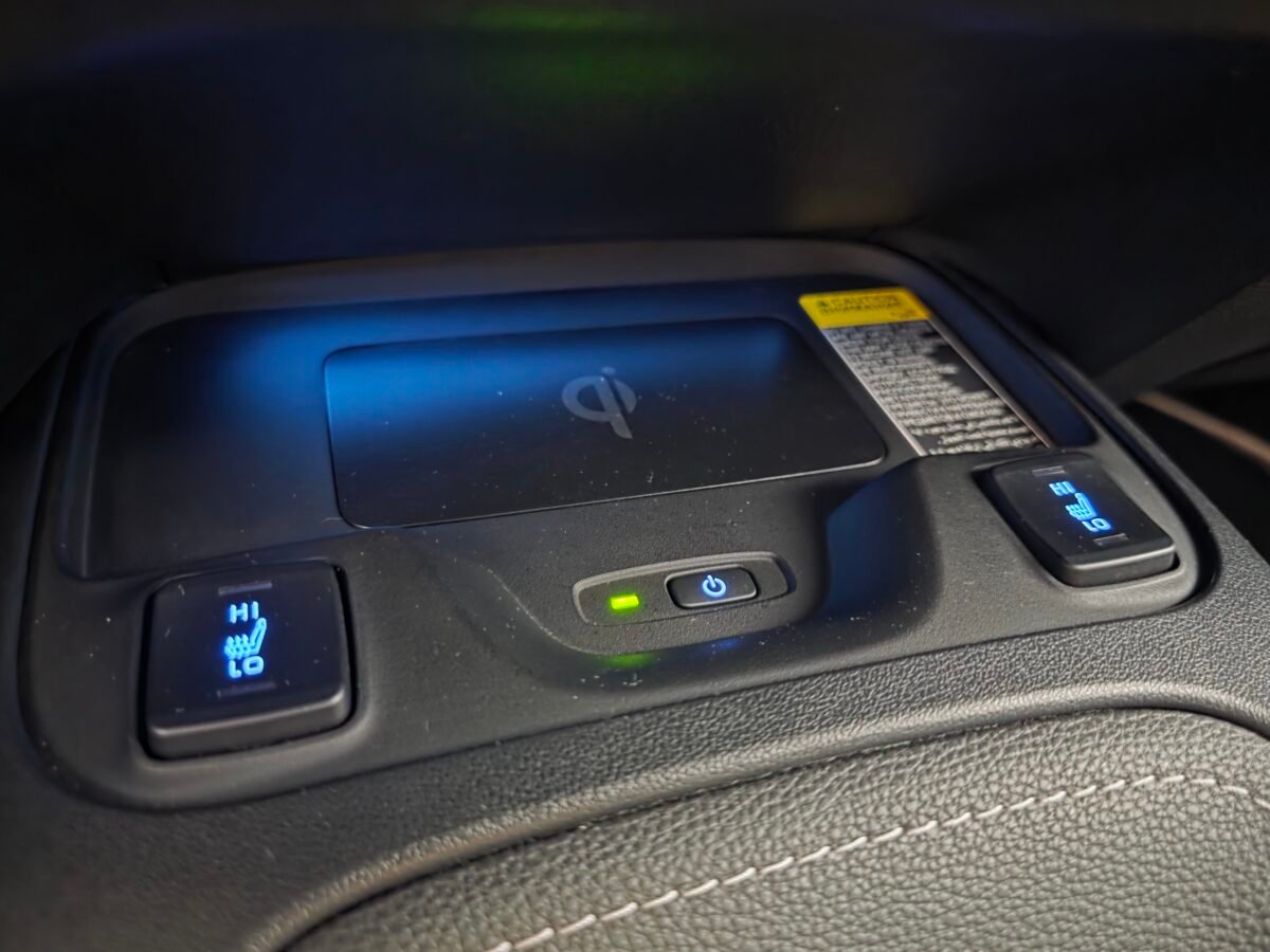 TOYOTA Corolla 1.8 125H STYLE ECVT