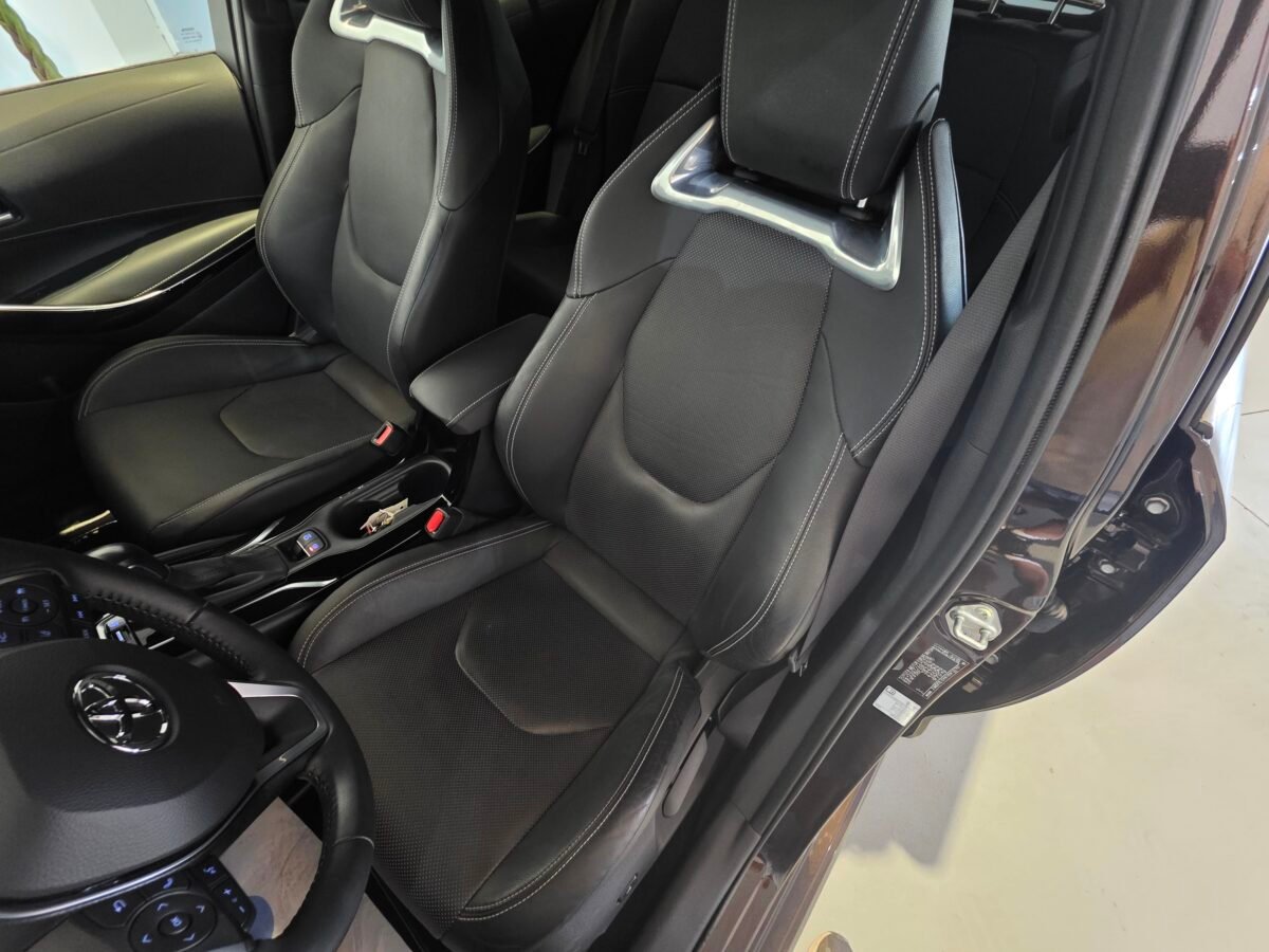 TOYOTA Corolla 1.8 125H STYLE ECVT