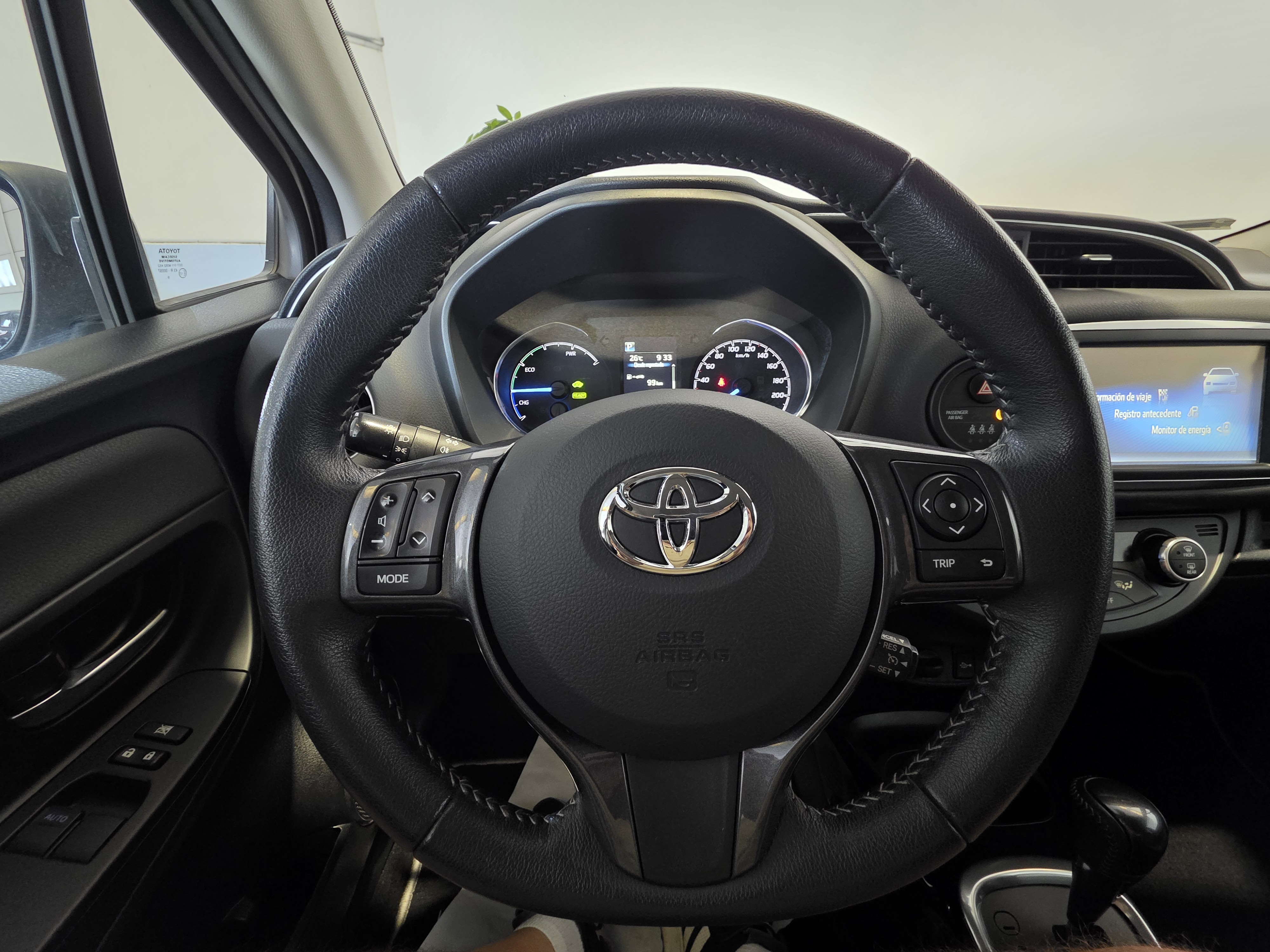 TOYOTA YARIS  1.5 100H Feel 20 Aniversario
