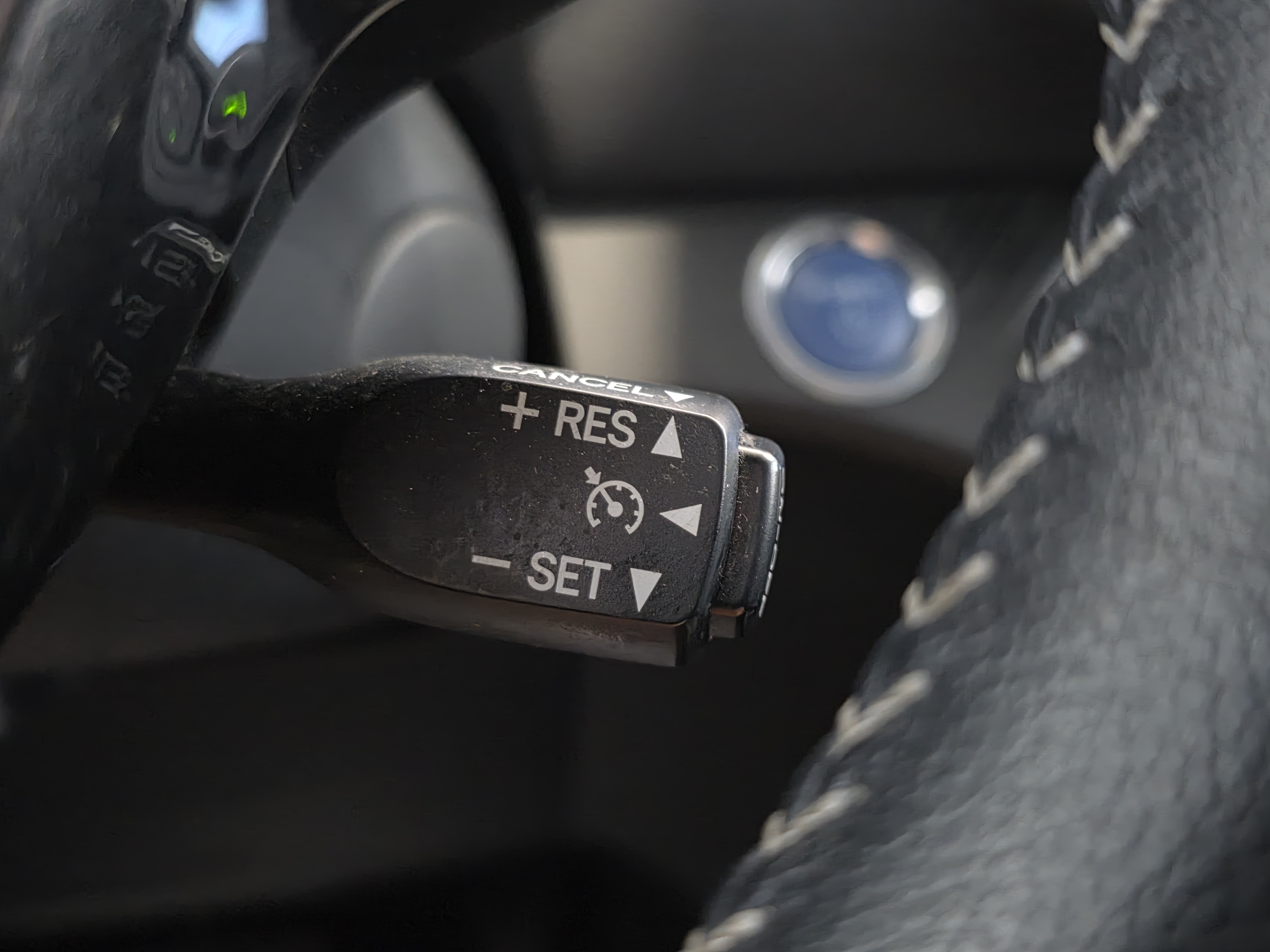 TOYOTA YARIS  1.5 100H Feel 20 Aniversario