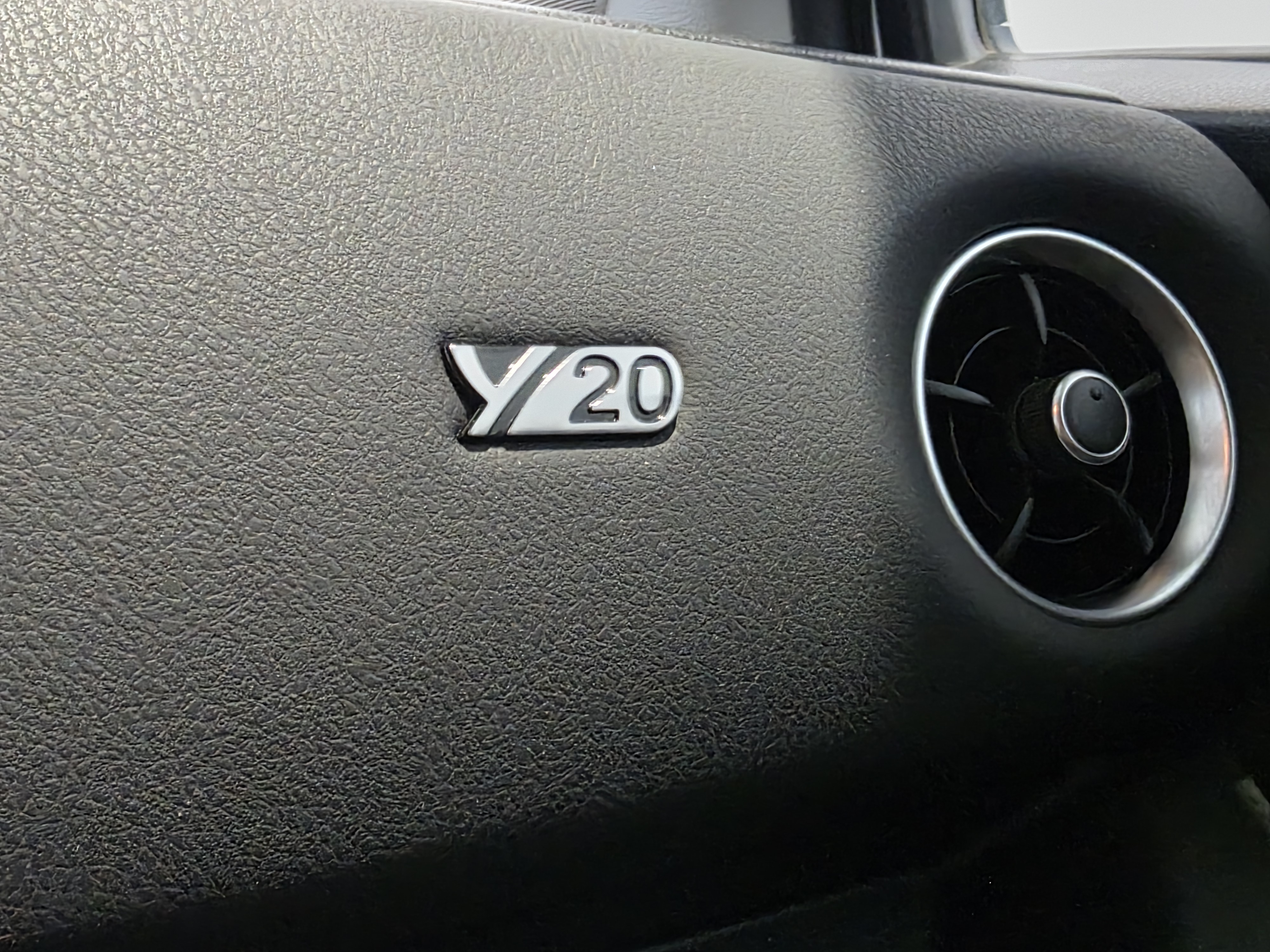 TOYOTA YARIS  1.5 100H Feel 20 Aniversario