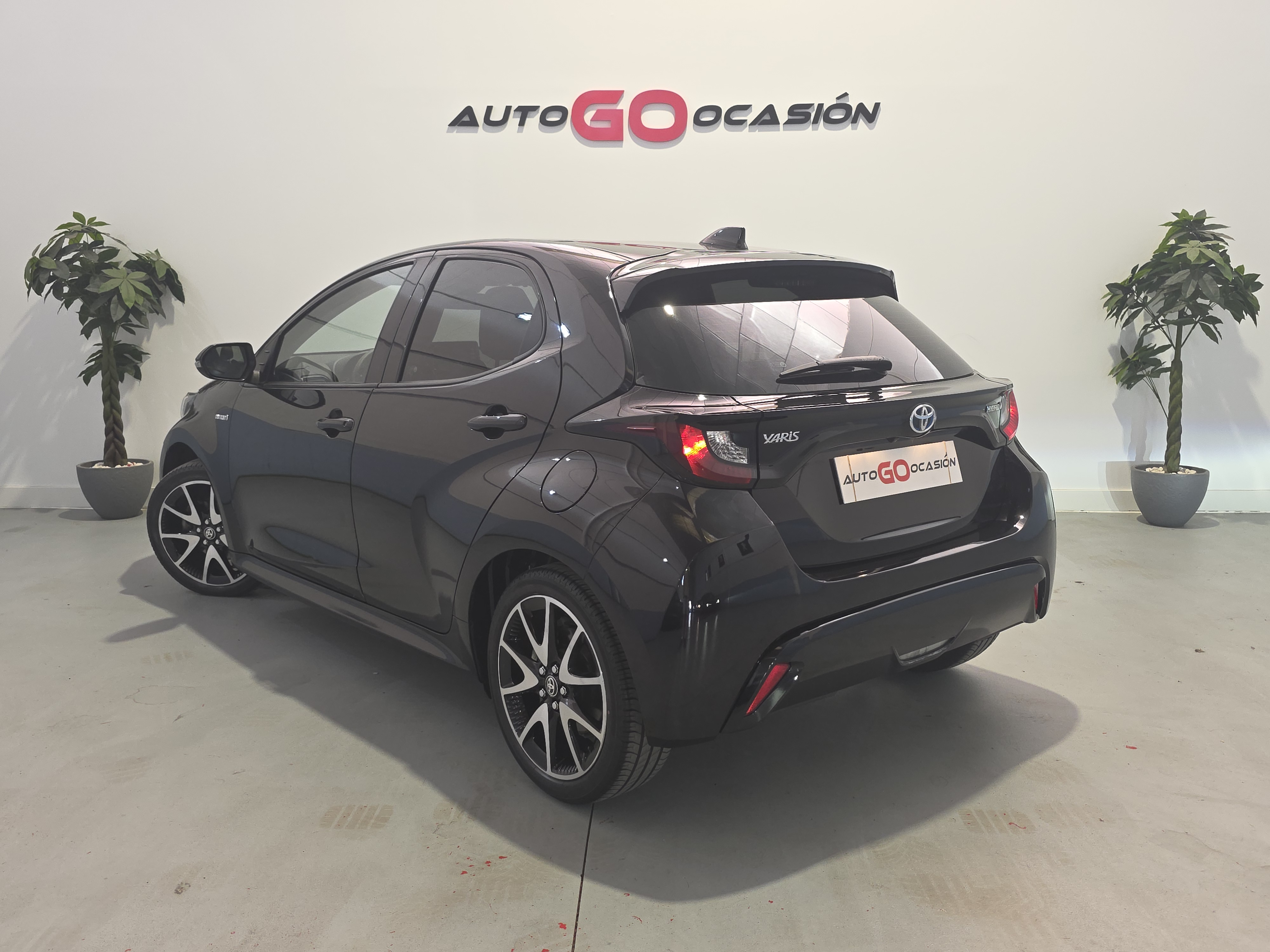 TOYOTA YARIS 1.5 120H Active Tech