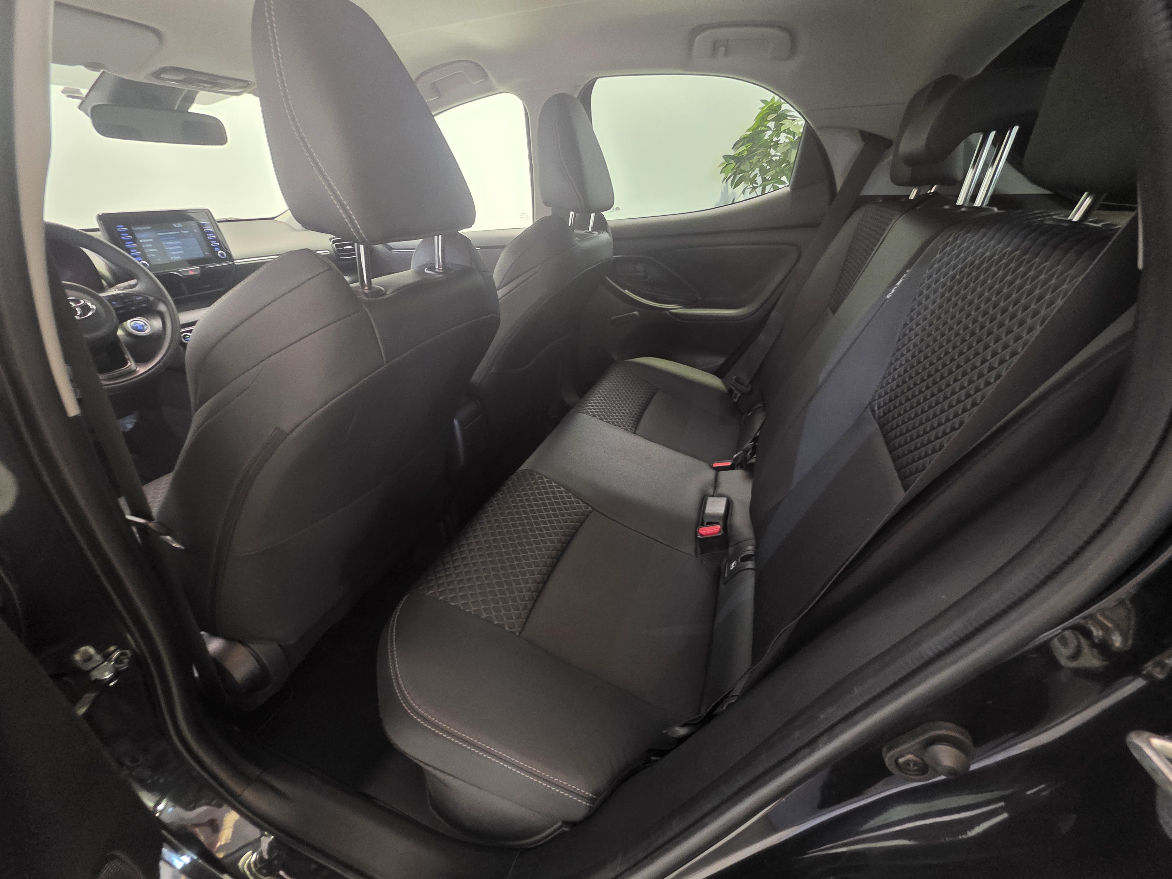 TOYOTA YARIS 1.5 120H Active Tech