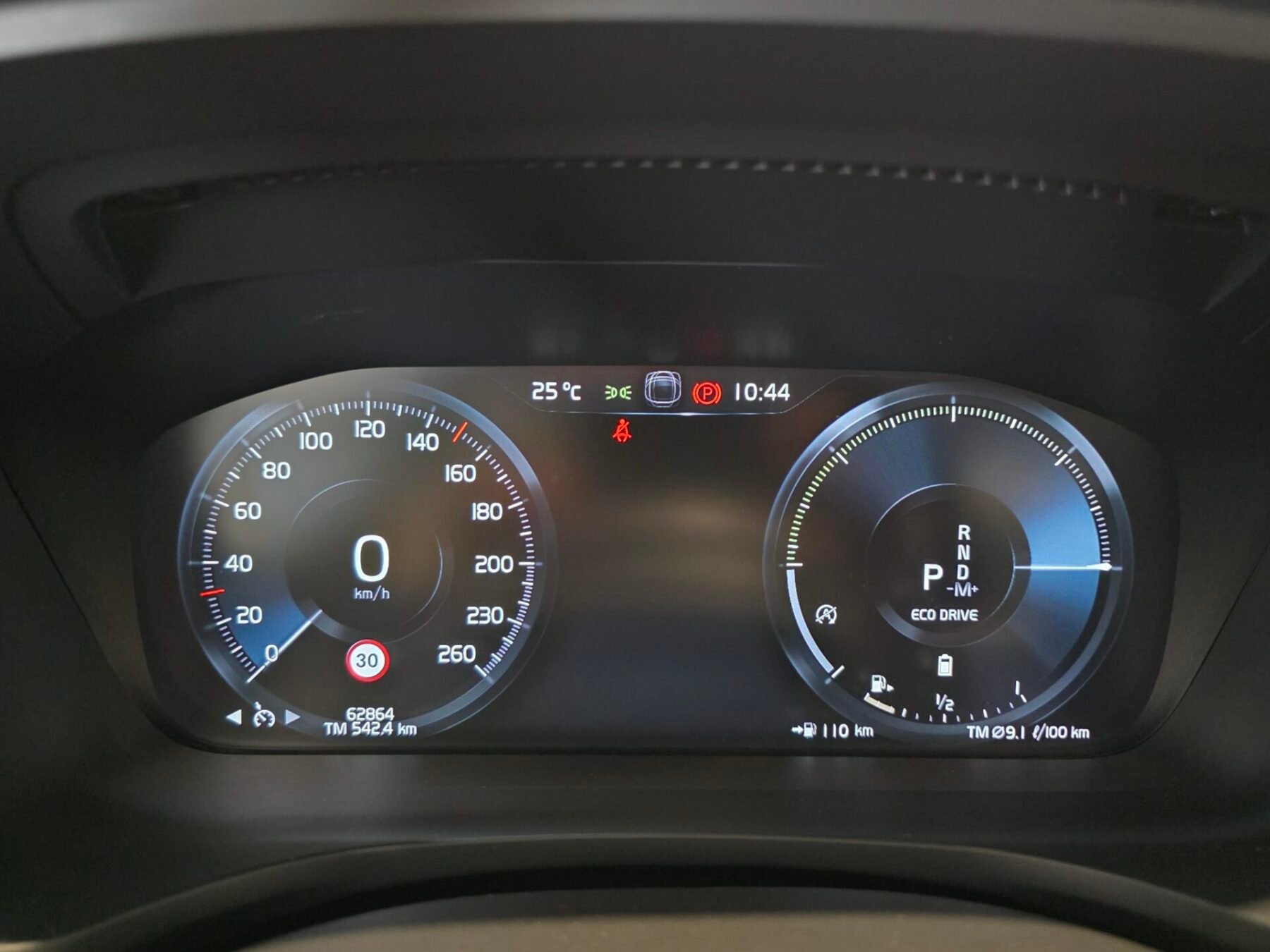 VOLVO B4G FWD Inscription