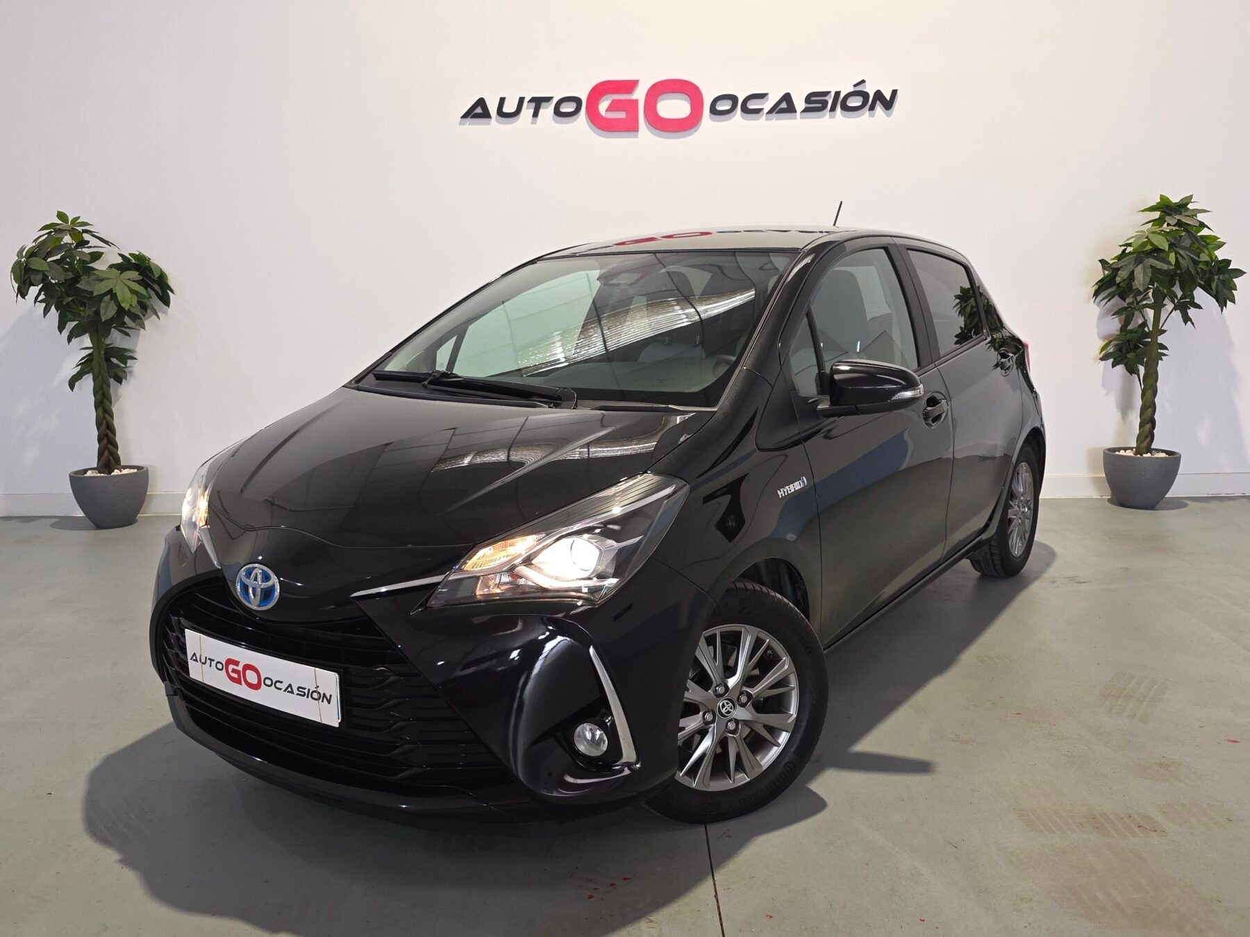TOYOTA YARIS 1.5 100H Active