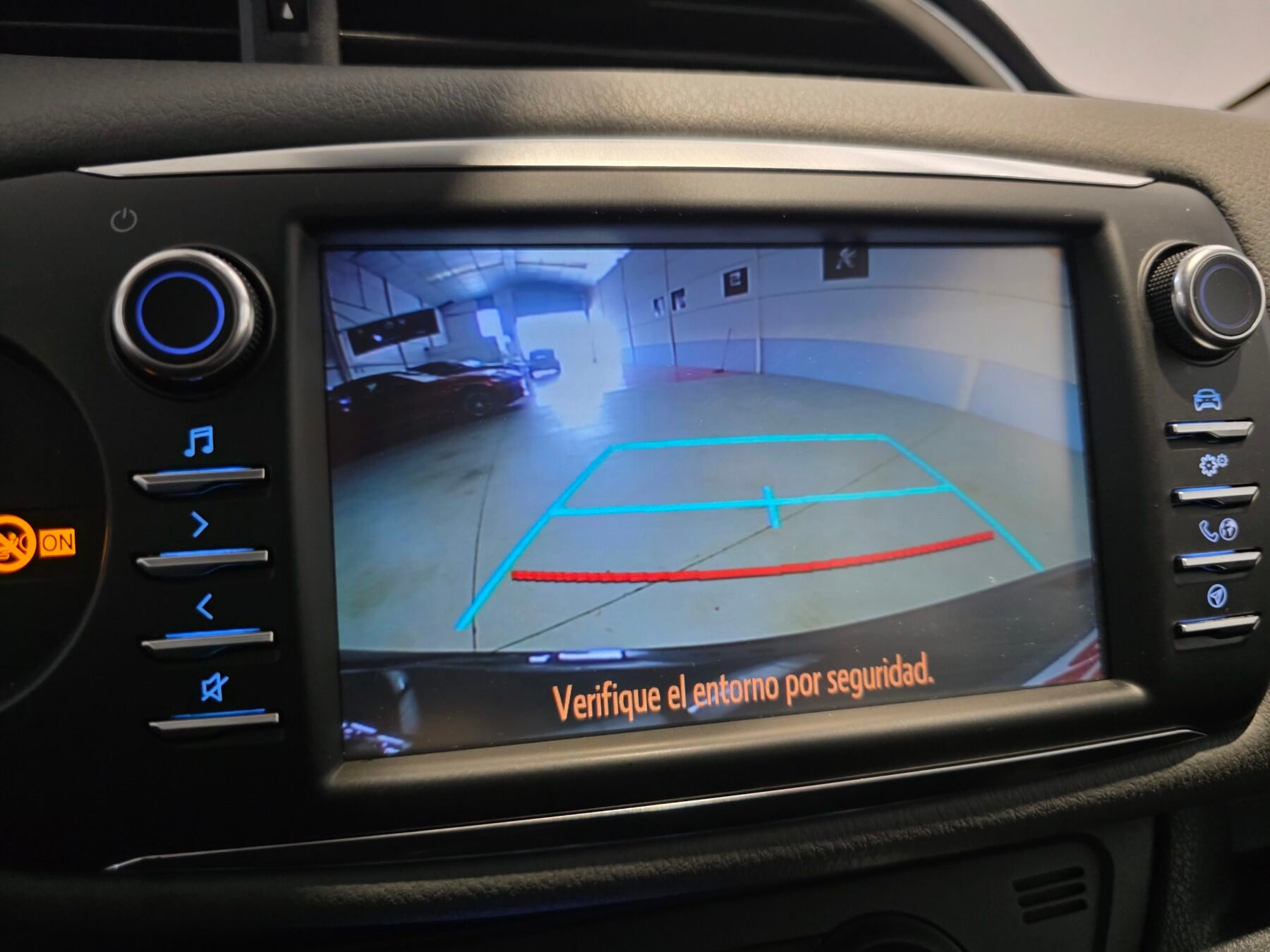 TOYOTA YARIS 1.5 100H Active