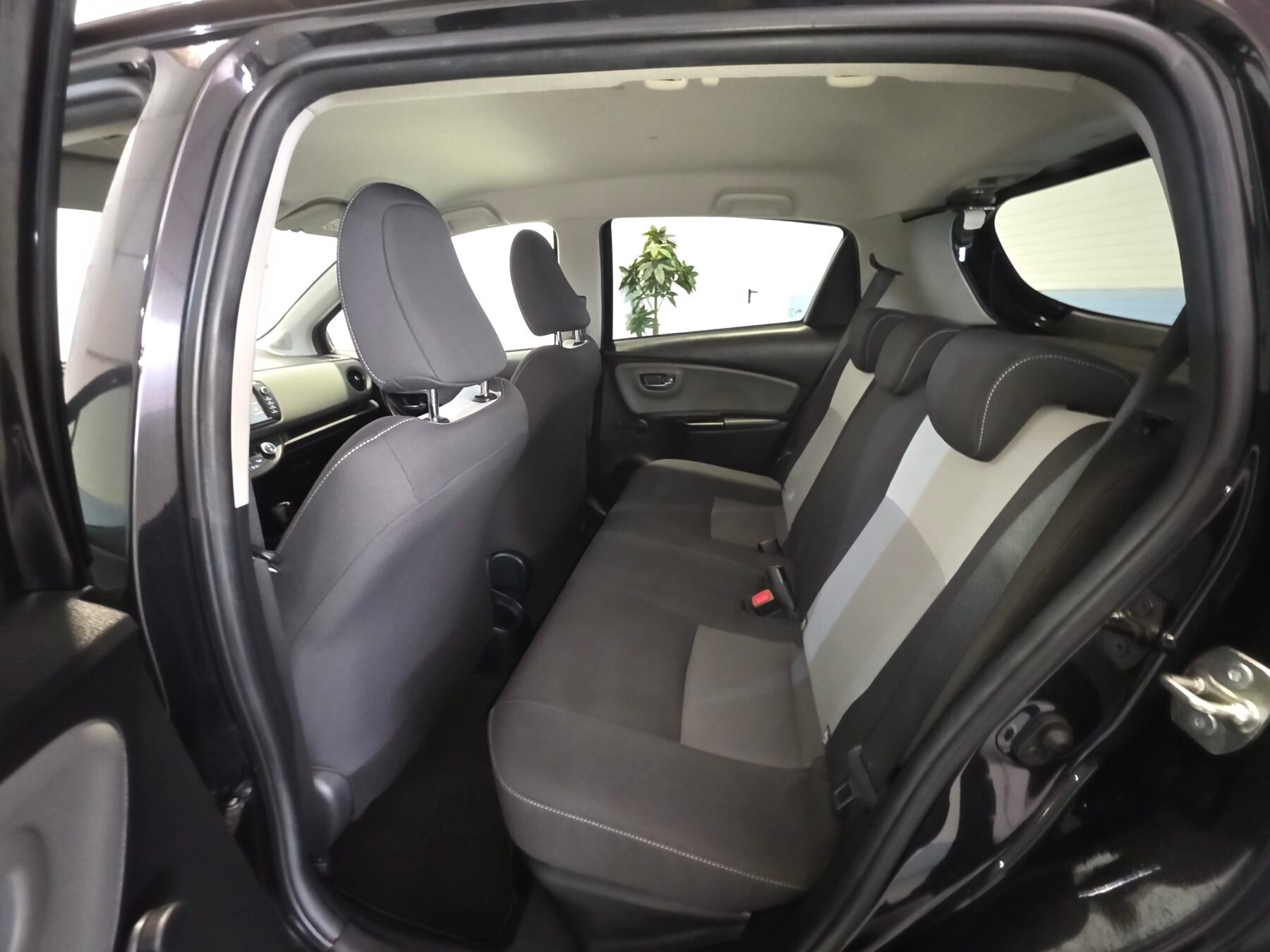 TOYOTA YARIS 1.5 100H Active