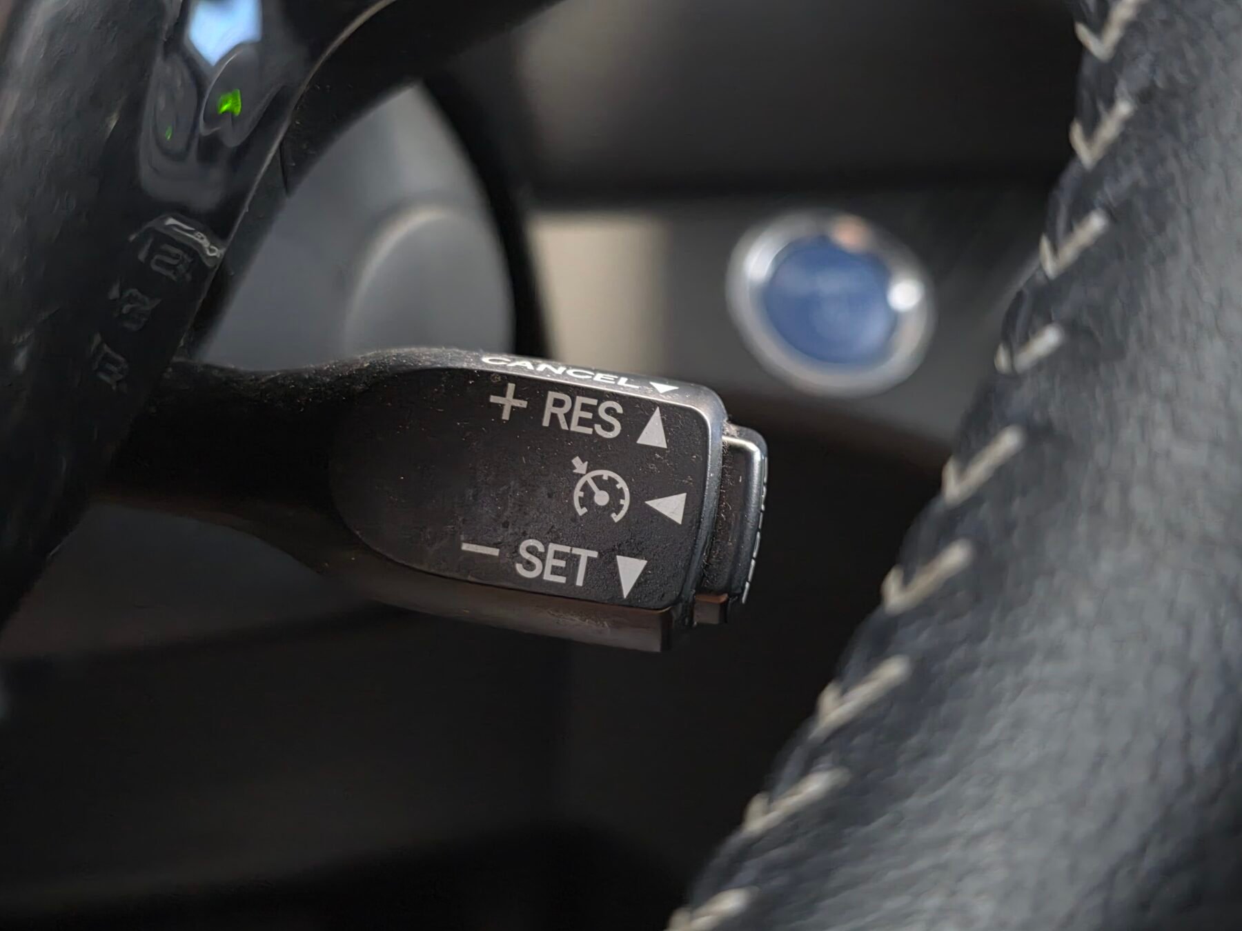 TOYOTA YARIS 1.5 100H Feel 20 Aniversario