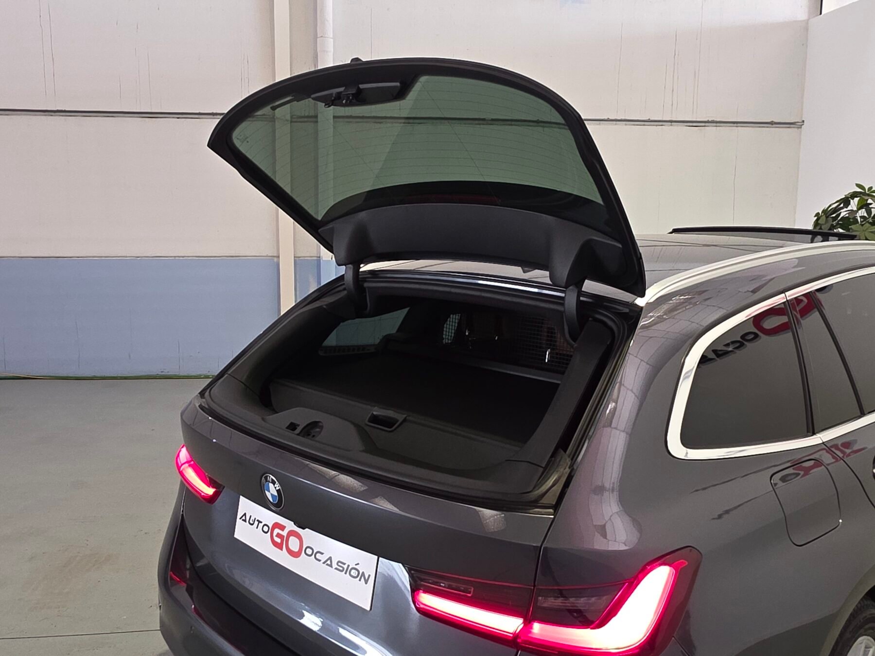 BMW Serie 3 318i TOURING