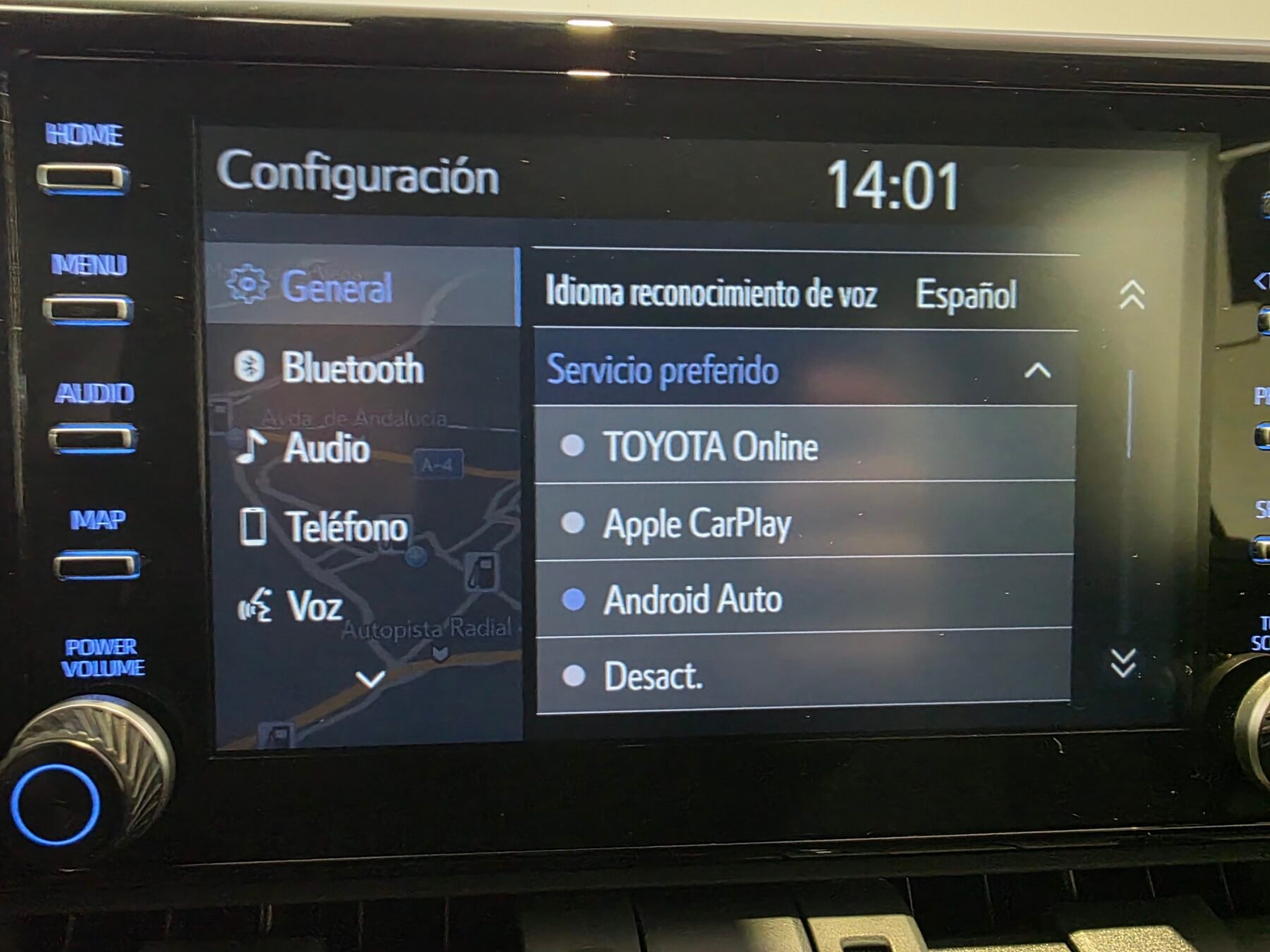 TOYOTA RAV4 2.5l 4WD 220H Advance