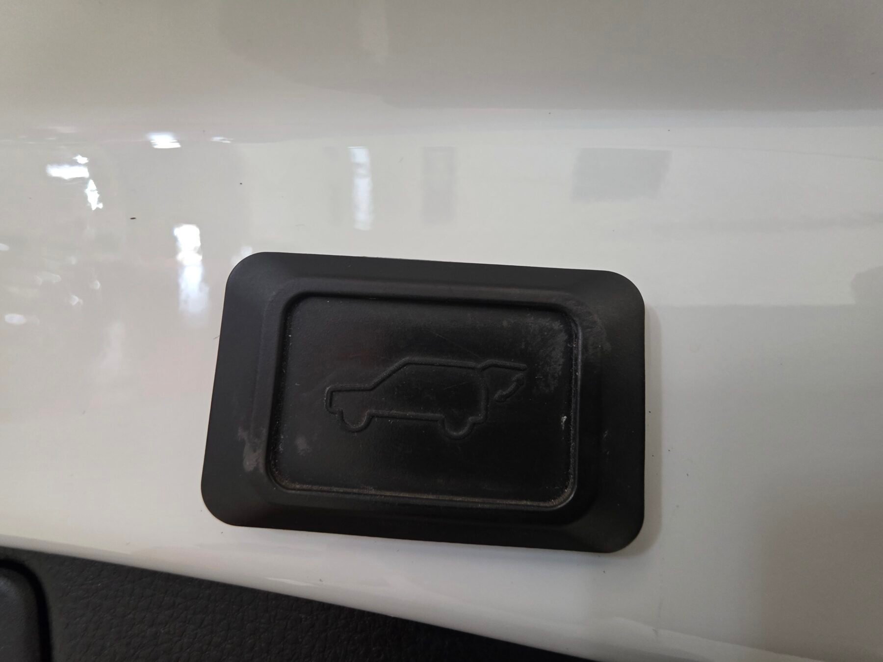 TOYOTA RAV4 2.5l 4WD 220H Advance