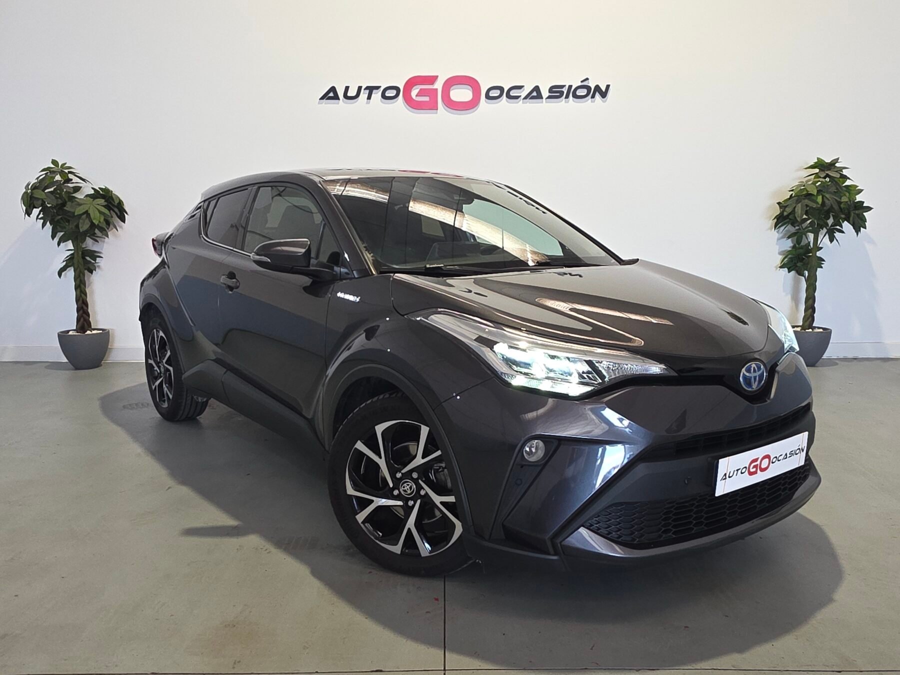 TOYOTA C-HR 2.0 180H Advance