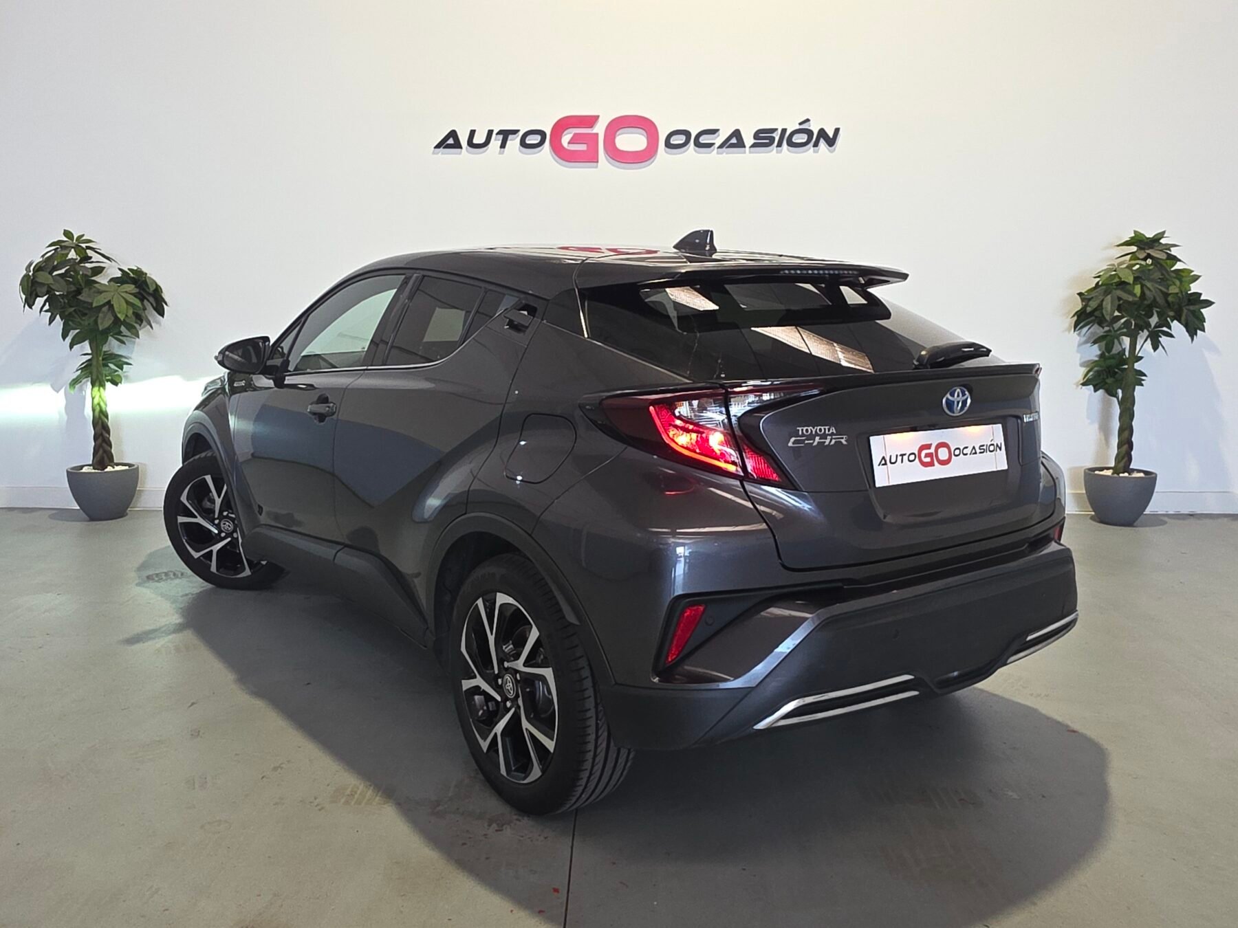 TOYOTA C-HR 2.0 180H Advance