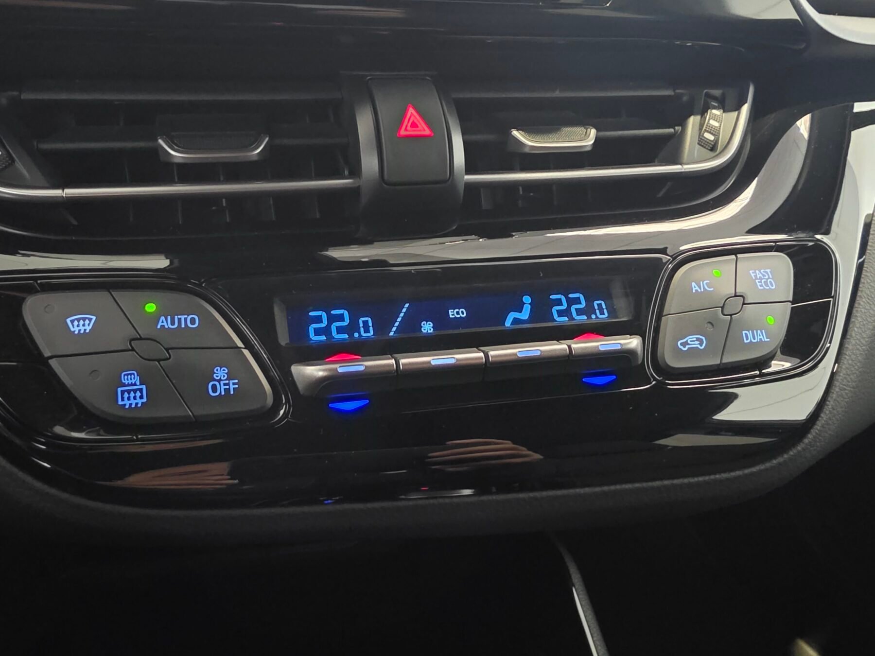 TOYOTA C-HR 2.0 180H Advance