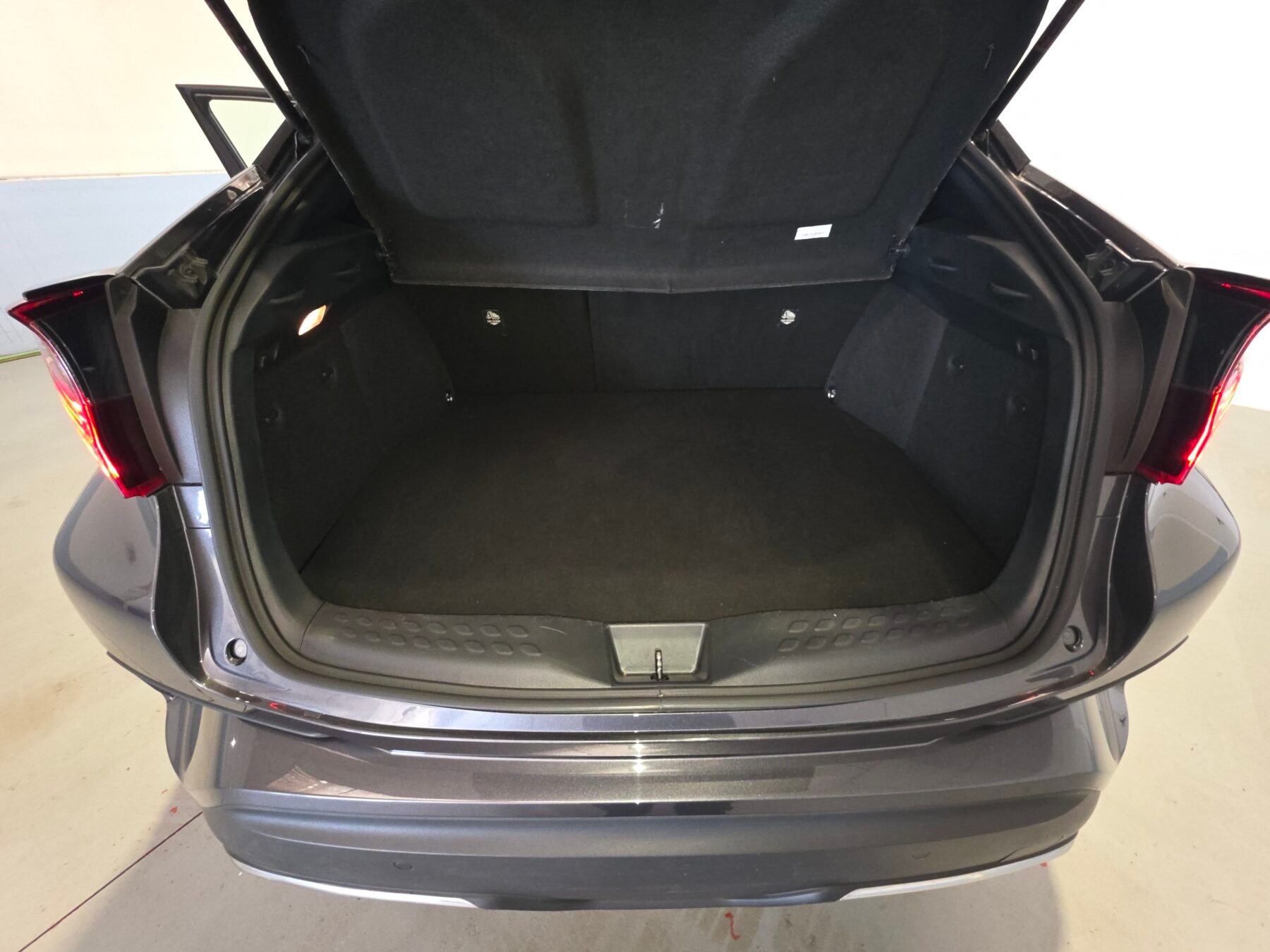 TOYOTA C-HR 2.0 180H Advance