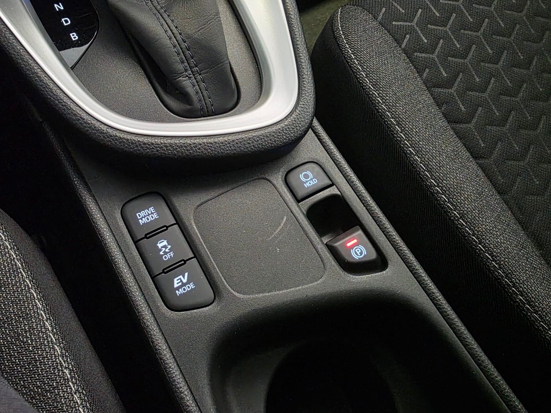 TOYOTA YARIS CROSS 1.5 120H Active Tech Pack Connect