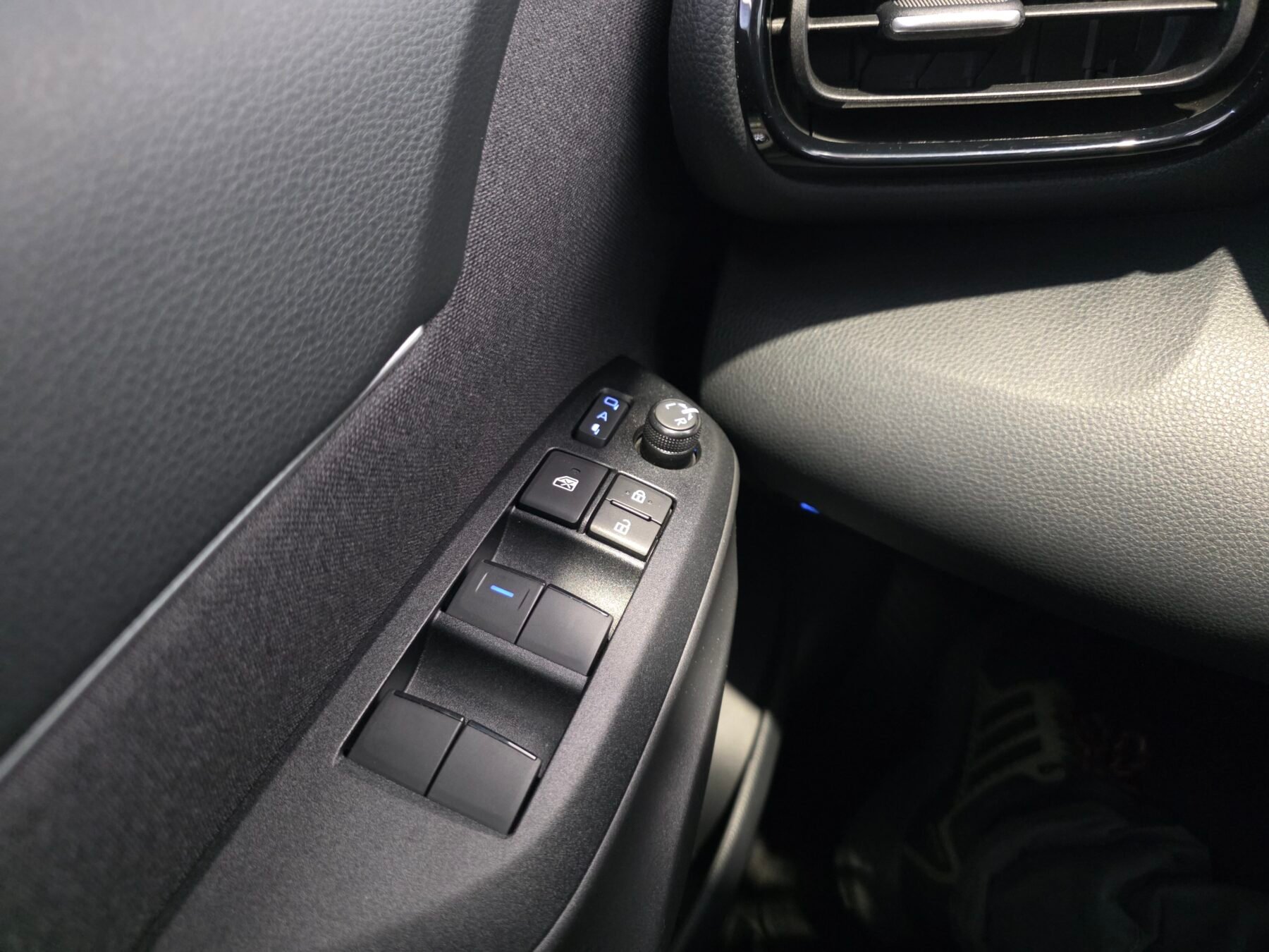 TOYOTA YARIS CROSS 1.5 120H Active Tech Pack Connect