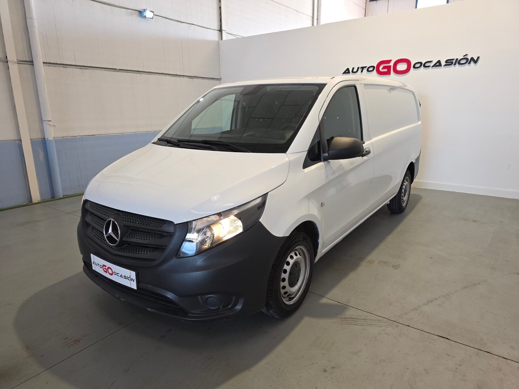 MERCEDES-BENZ VITO 111 CDI