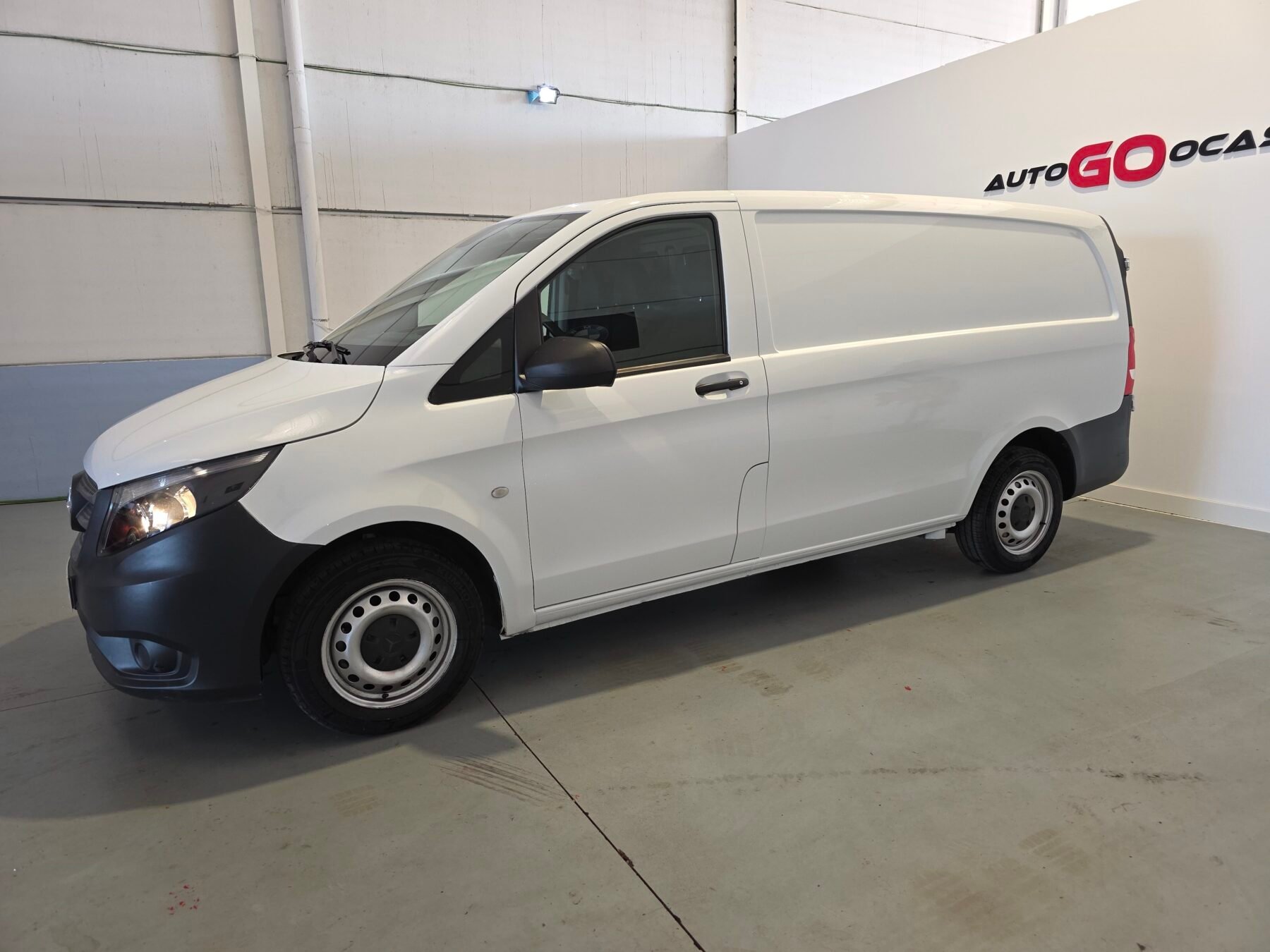MERCEDES-BENZ VITO 111 CDI