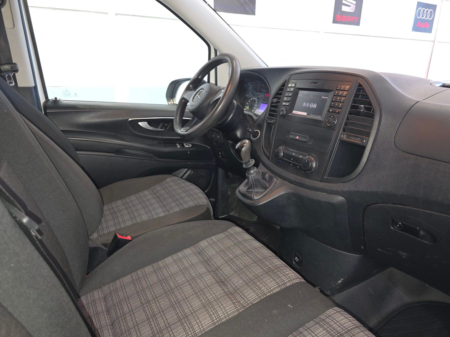 MERCEDES-BENZ VITO 111 CDI