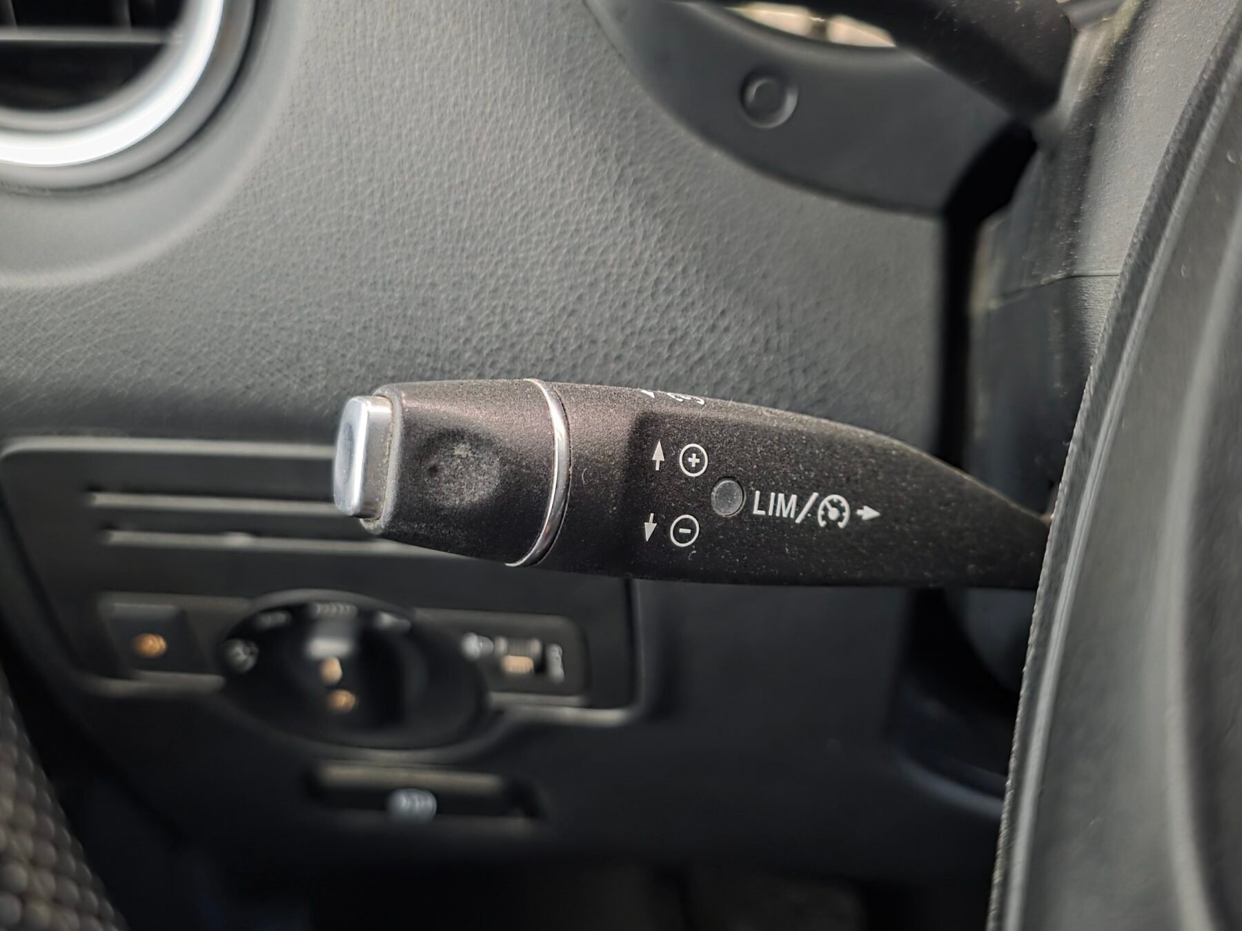 MERCEDES-BENZ VITO 111 CDI