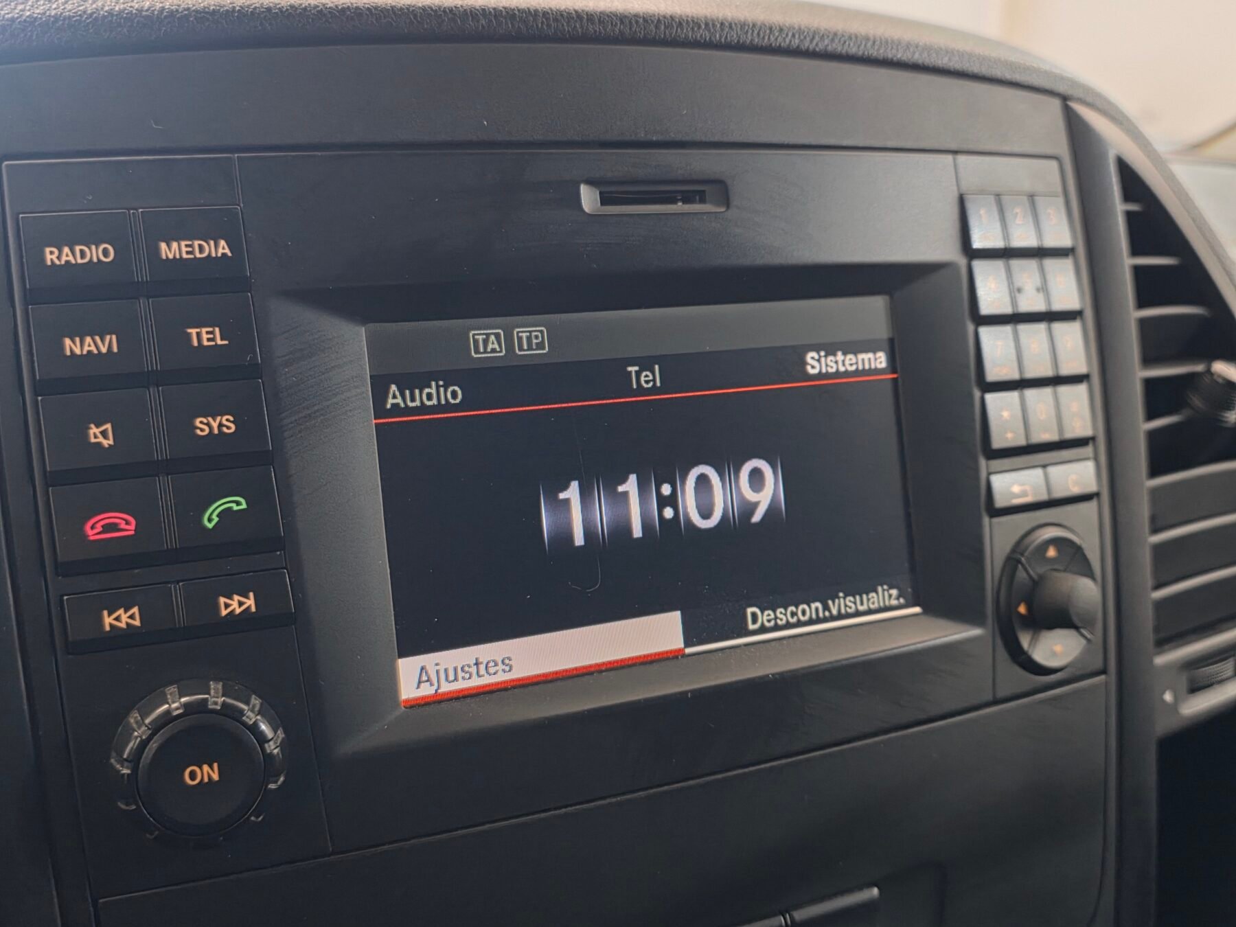 MERCEDES-BENZ VITO 111 CDI