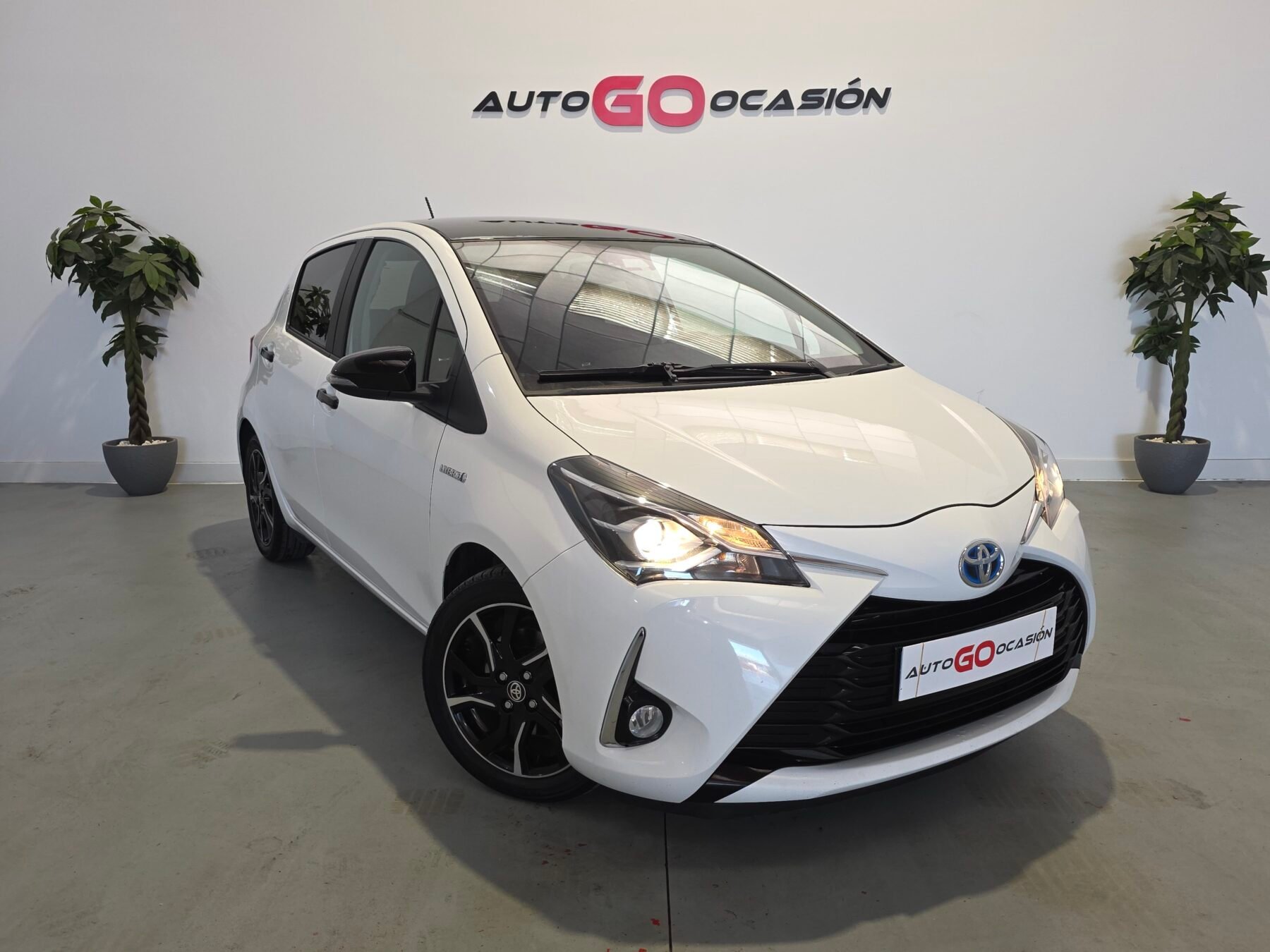 TOYOTA YARIS 1.5 100H Advance