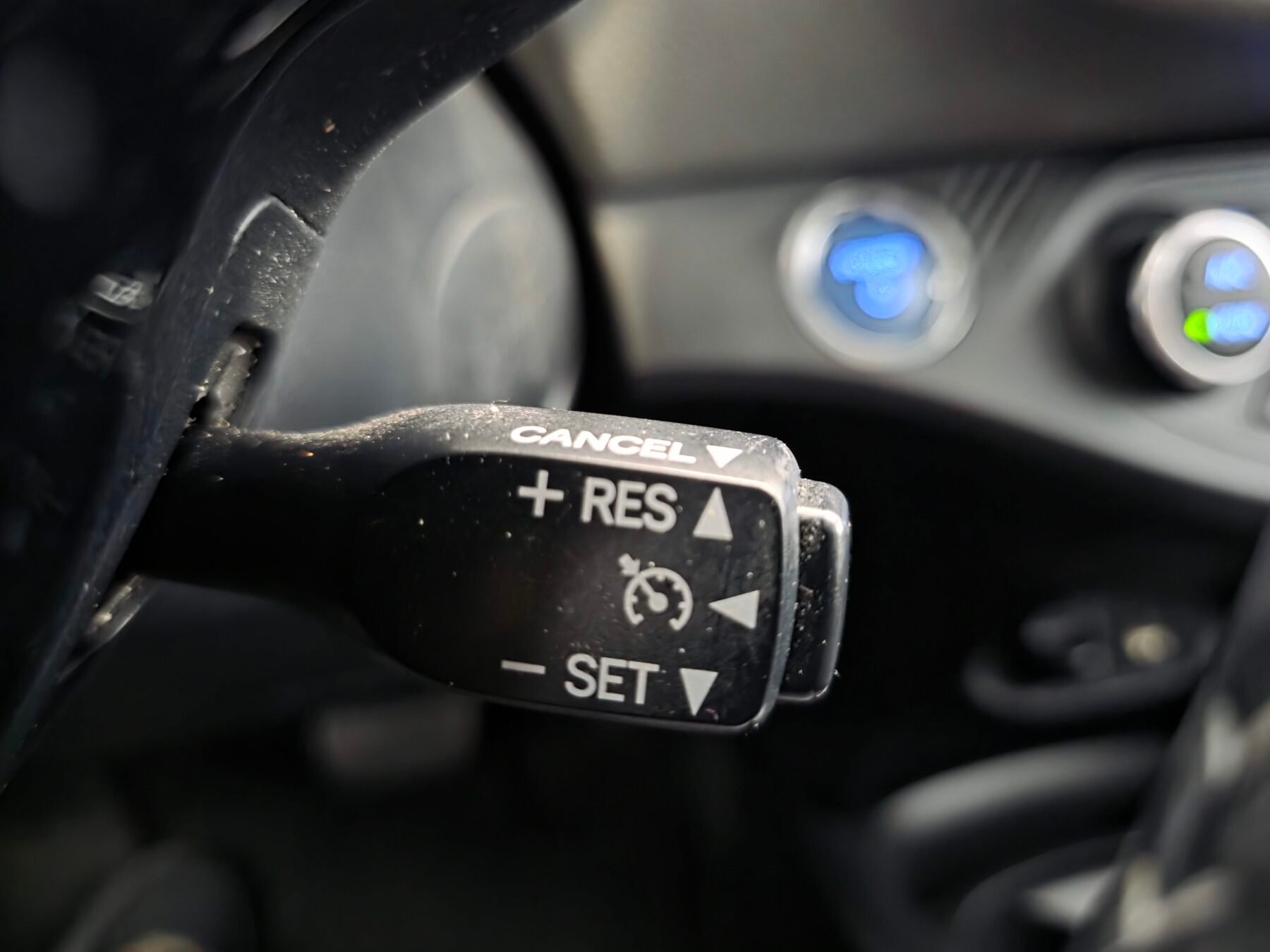 TOYOTA YARIS 1.5 100H Advance