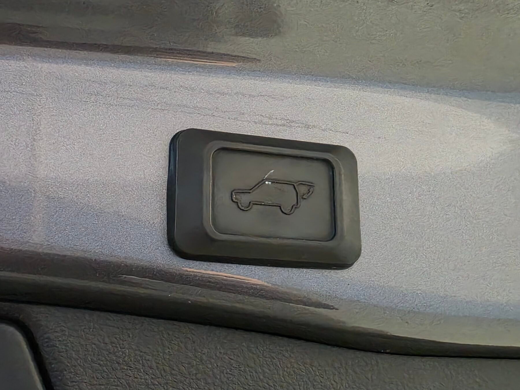 TOYOTA RAV4 2.5l 218H Advance