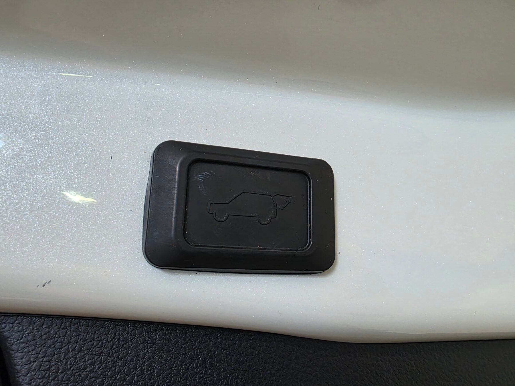 TOYOTA RAV4 2.5l 220H Advance