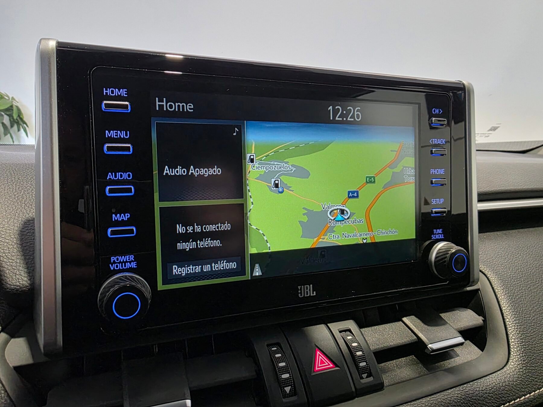 TOYOTA RAV4 2.5l 220H Advance Plus