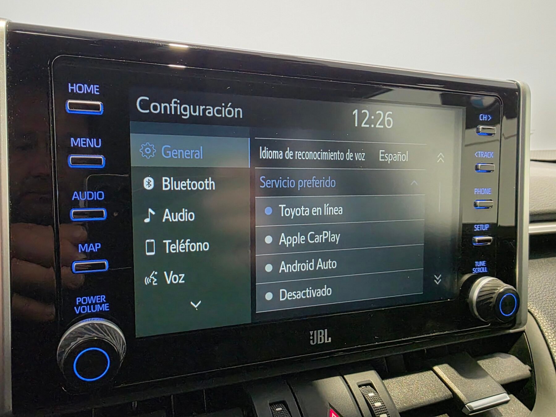 TOYOTA RAV4 2.5l 220H Advance Plus