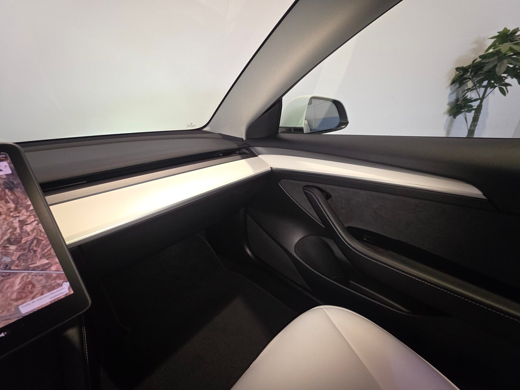 TESLA MODEL 3 Gran Autonomia 4WD