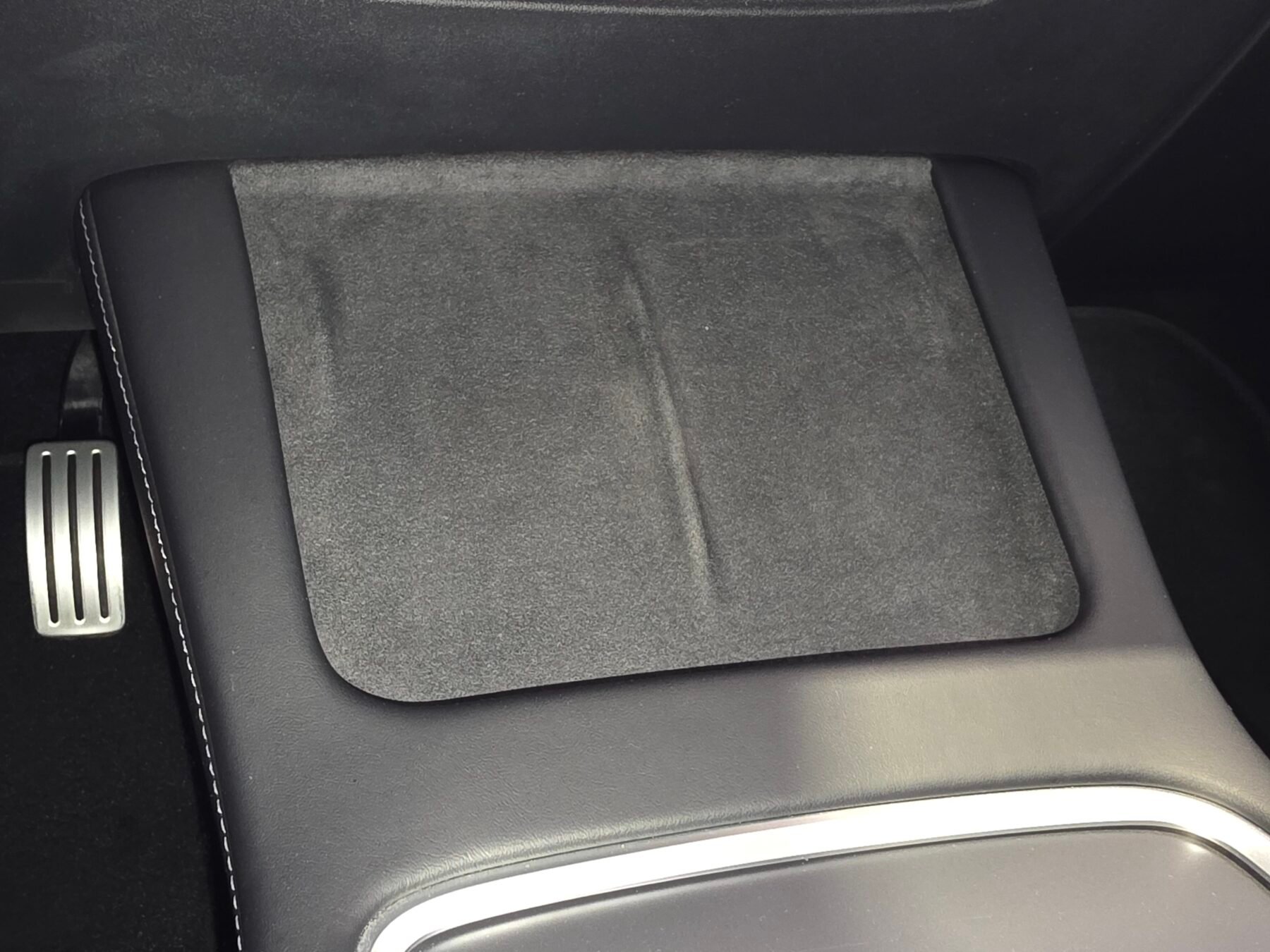 TESLA MODEL 3 PERFORMANCE