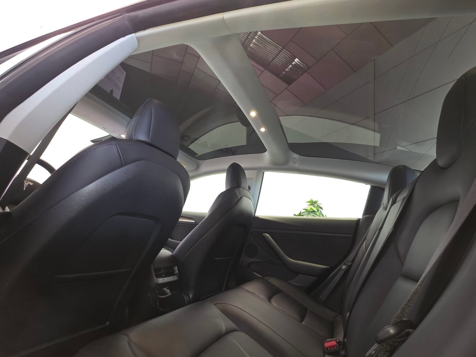 TESLA MODEL 3 PERFORMANCE