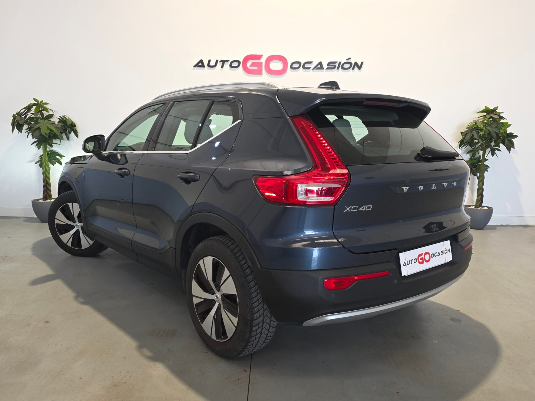 VOLVO XC40 1.5 T4 Twin Recharge Momentum