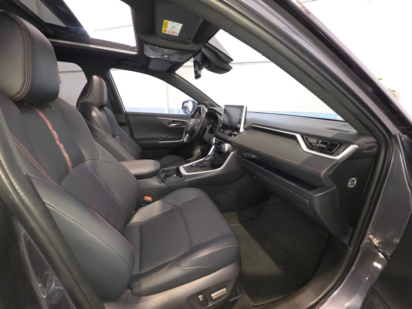 TOYOTA RAV4 2.5l PLUGIN 300PH eCVT Style Plus