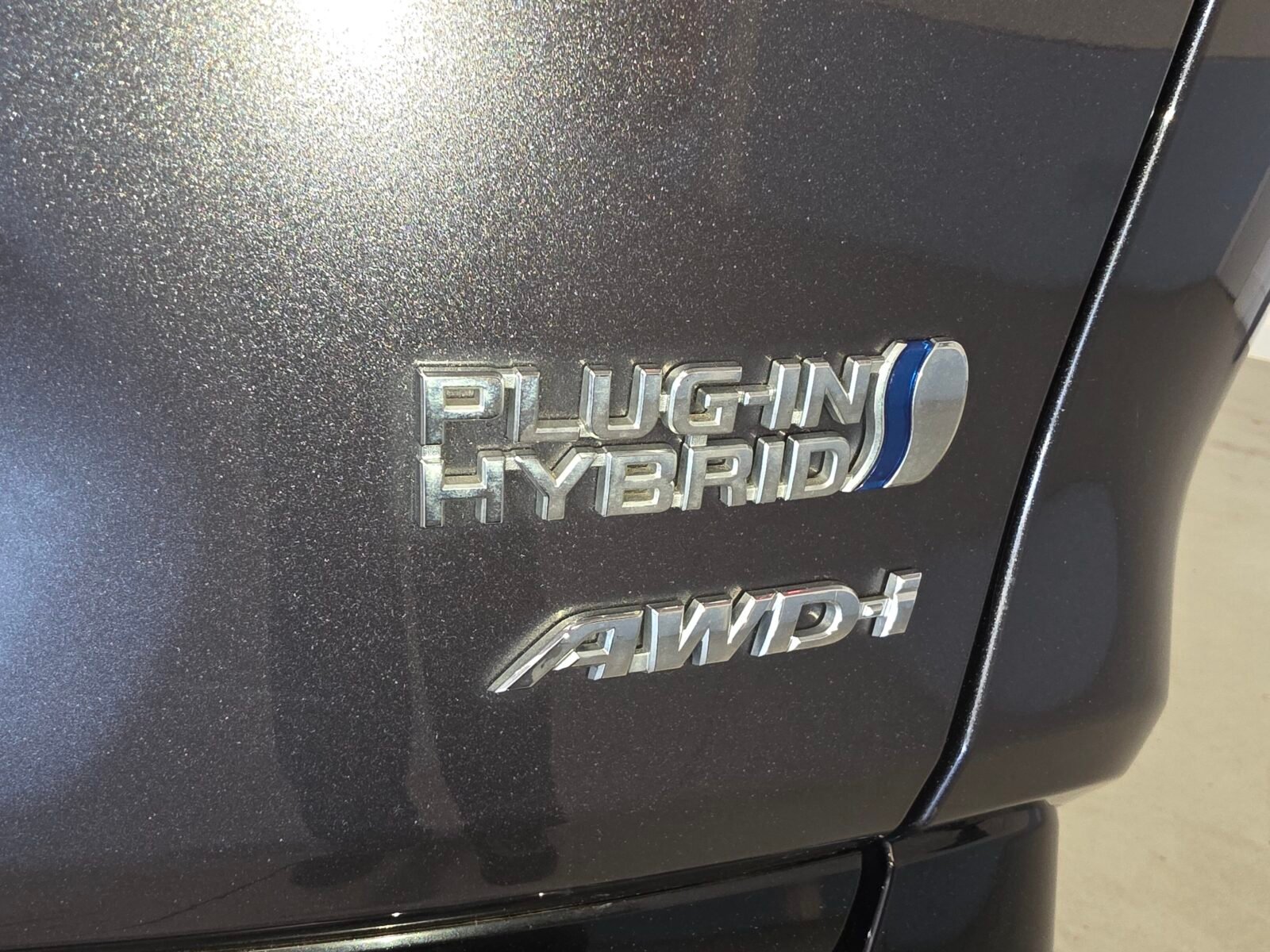 TOYOTA RAV4 2.5l PLUGIN 300PH eCVT Style Plus