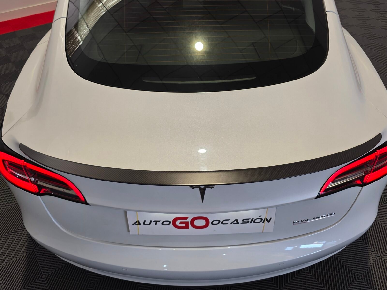 TESLA MODEL 3 Performance AWD