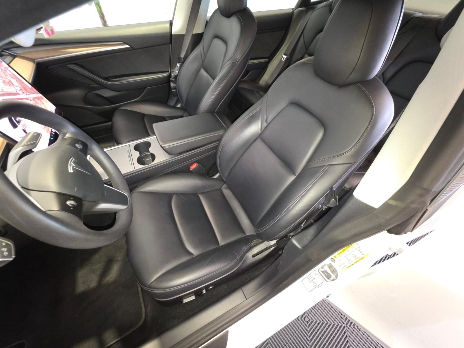 TESLA MODEL 3 Performance AWD