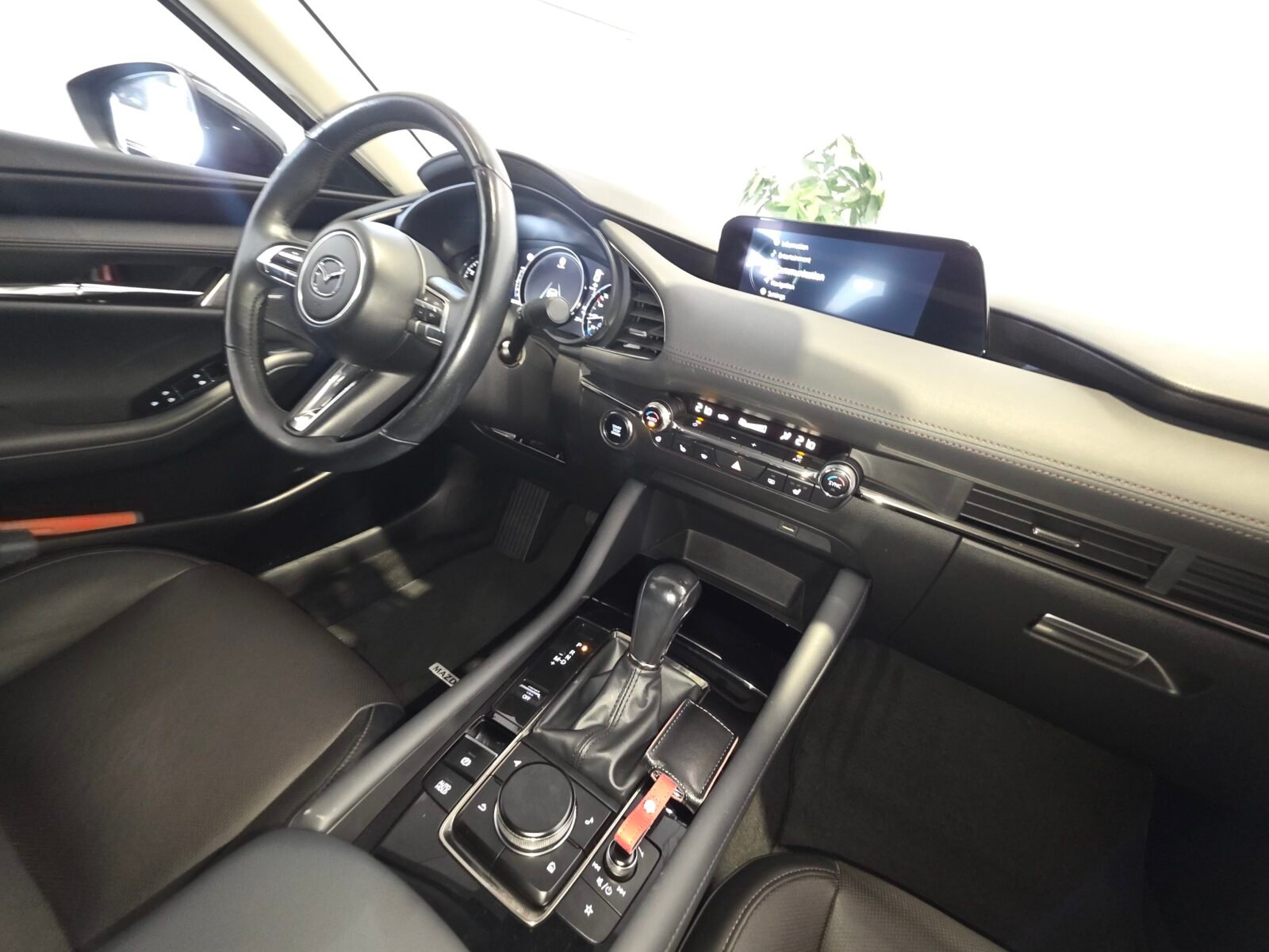 MAZDA Mazda 3 2.0 SKYACTIVX ZENITH AT